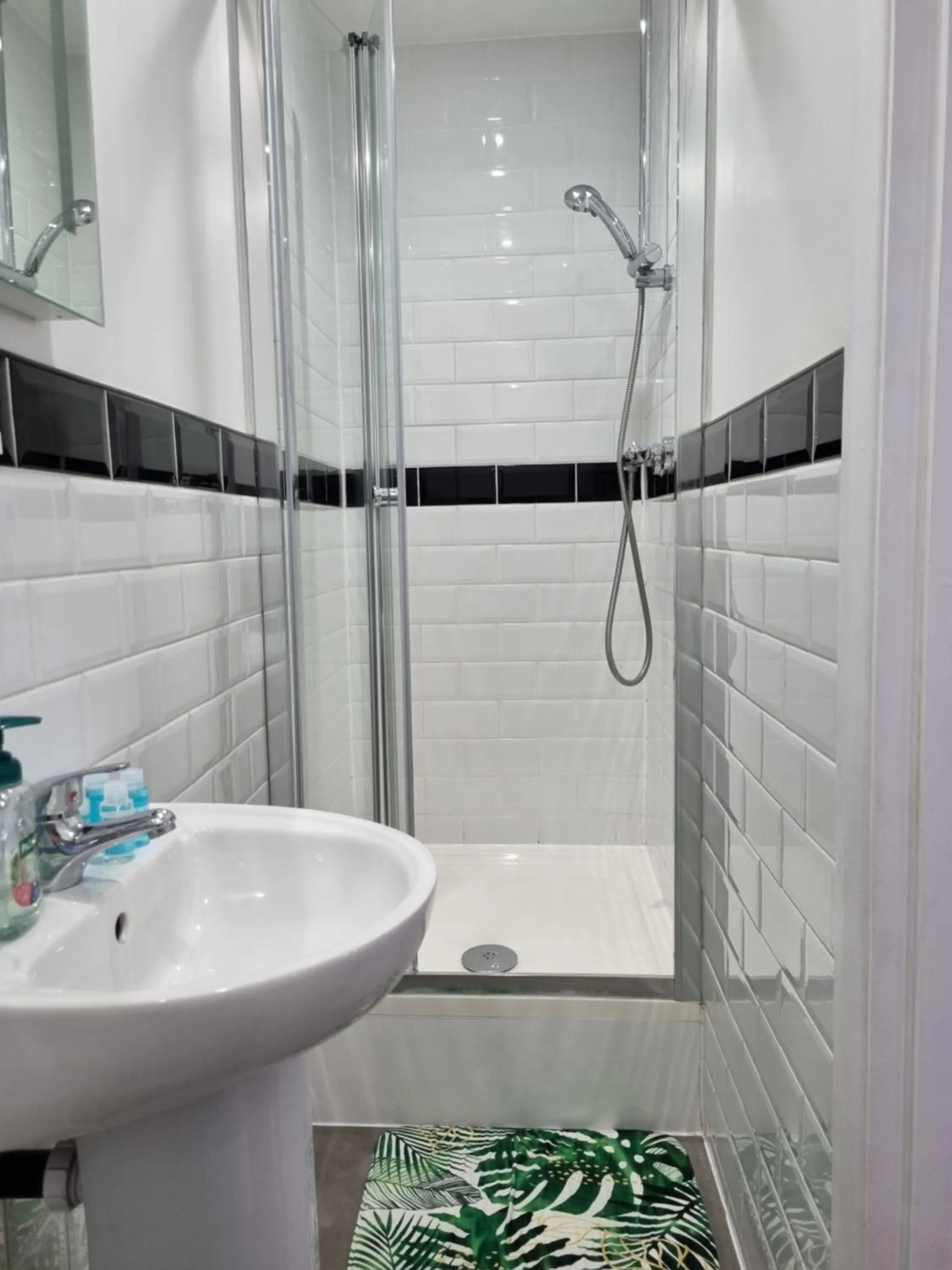 Bathroom in The Windmill Hotel