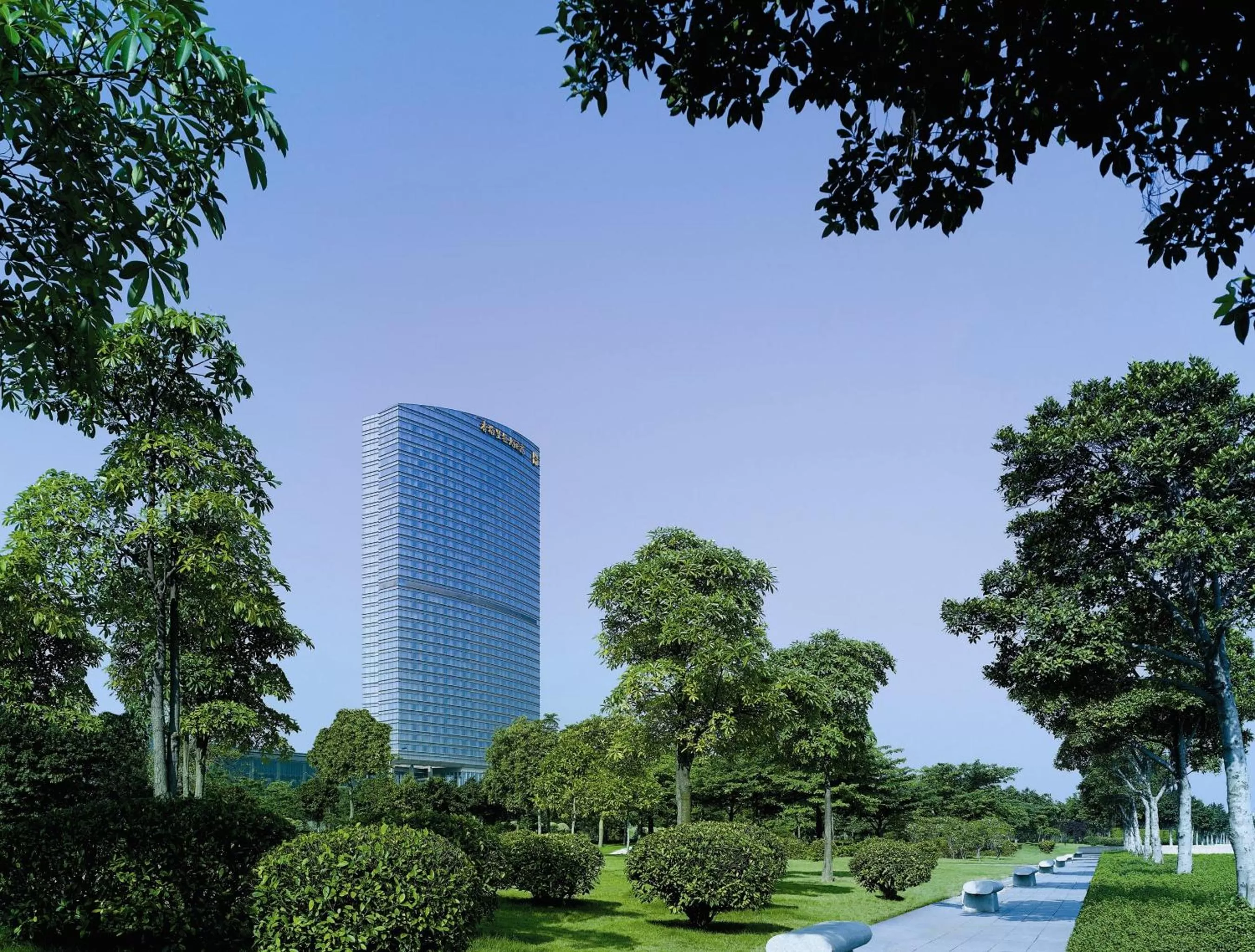 Neighbourhood, Property Building in Shangri-La Guangzhou