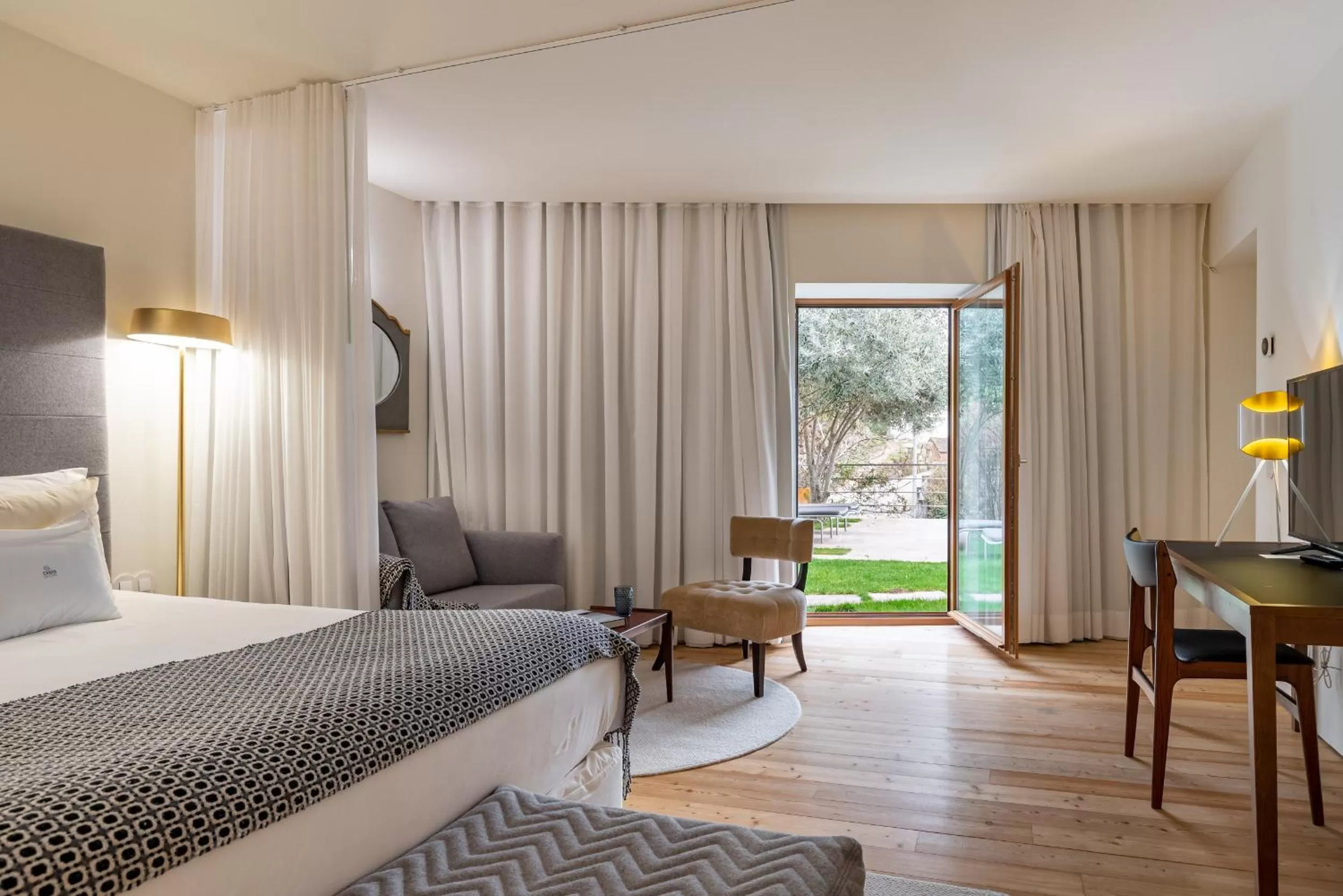 Property building, Bed in Casas Da Lapa, Nature & Spa Hotel