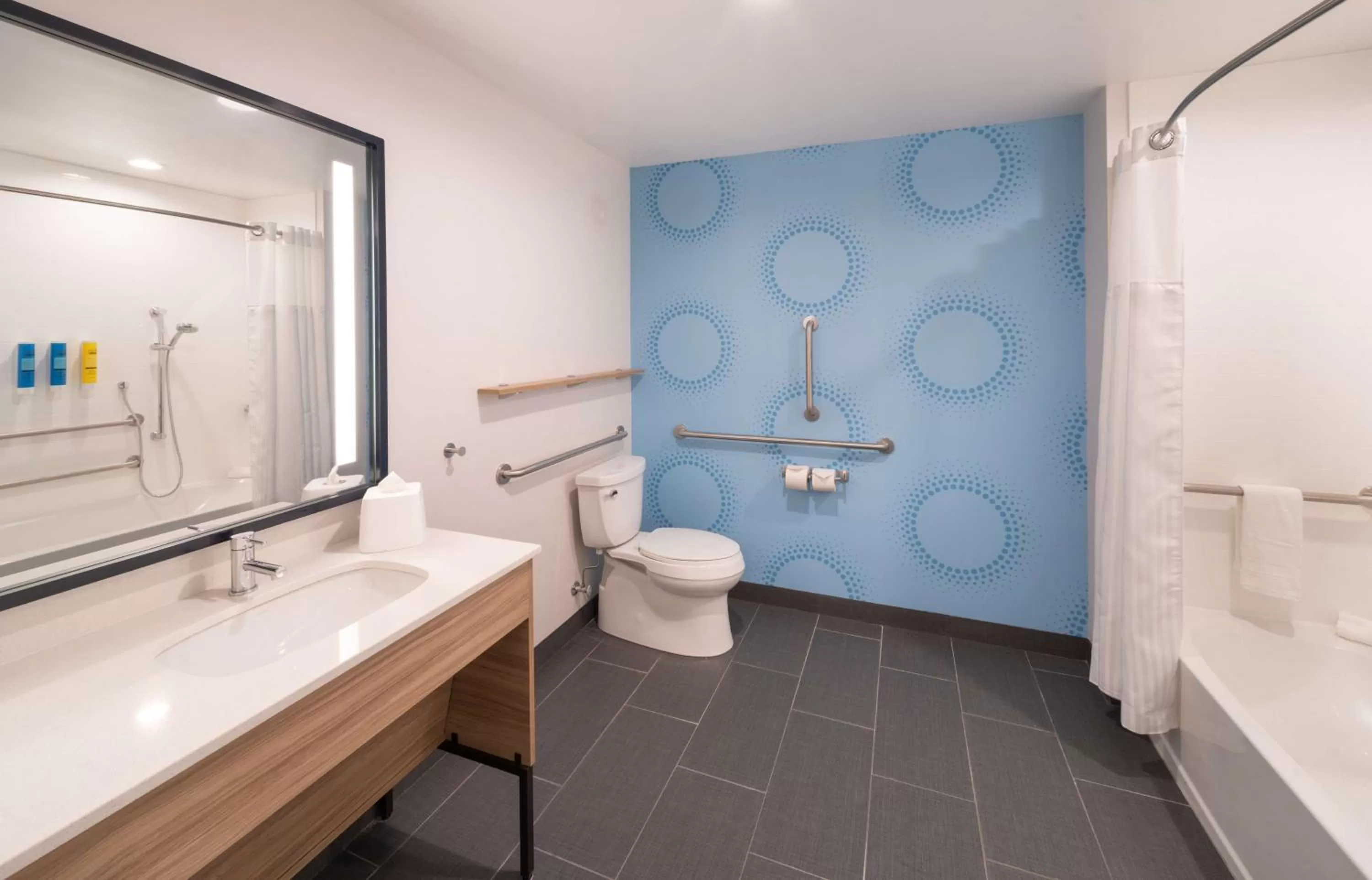 Bathroom in Tru By Hilton Jacksonville South Mandarin, Fl