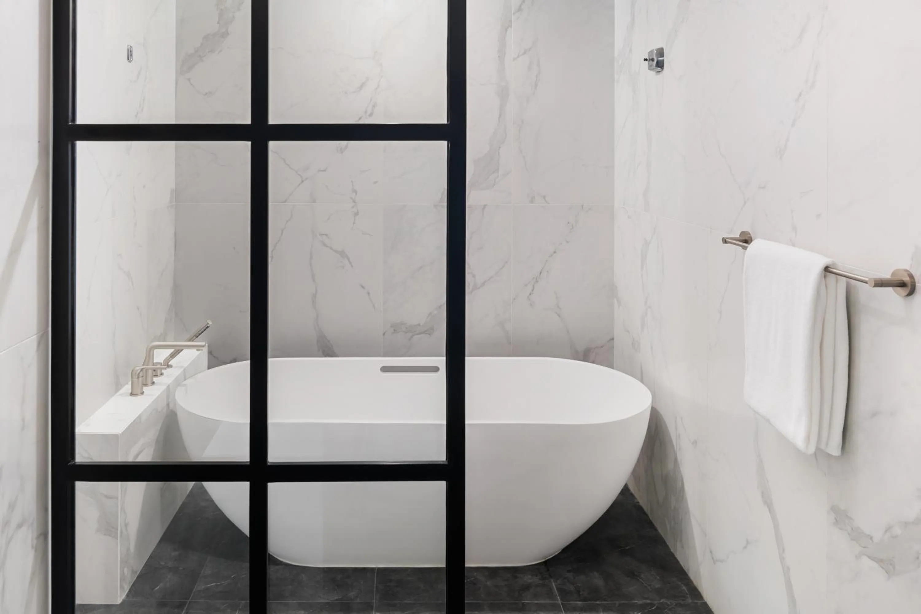 Bathroom in Paramount Hotel Midtown