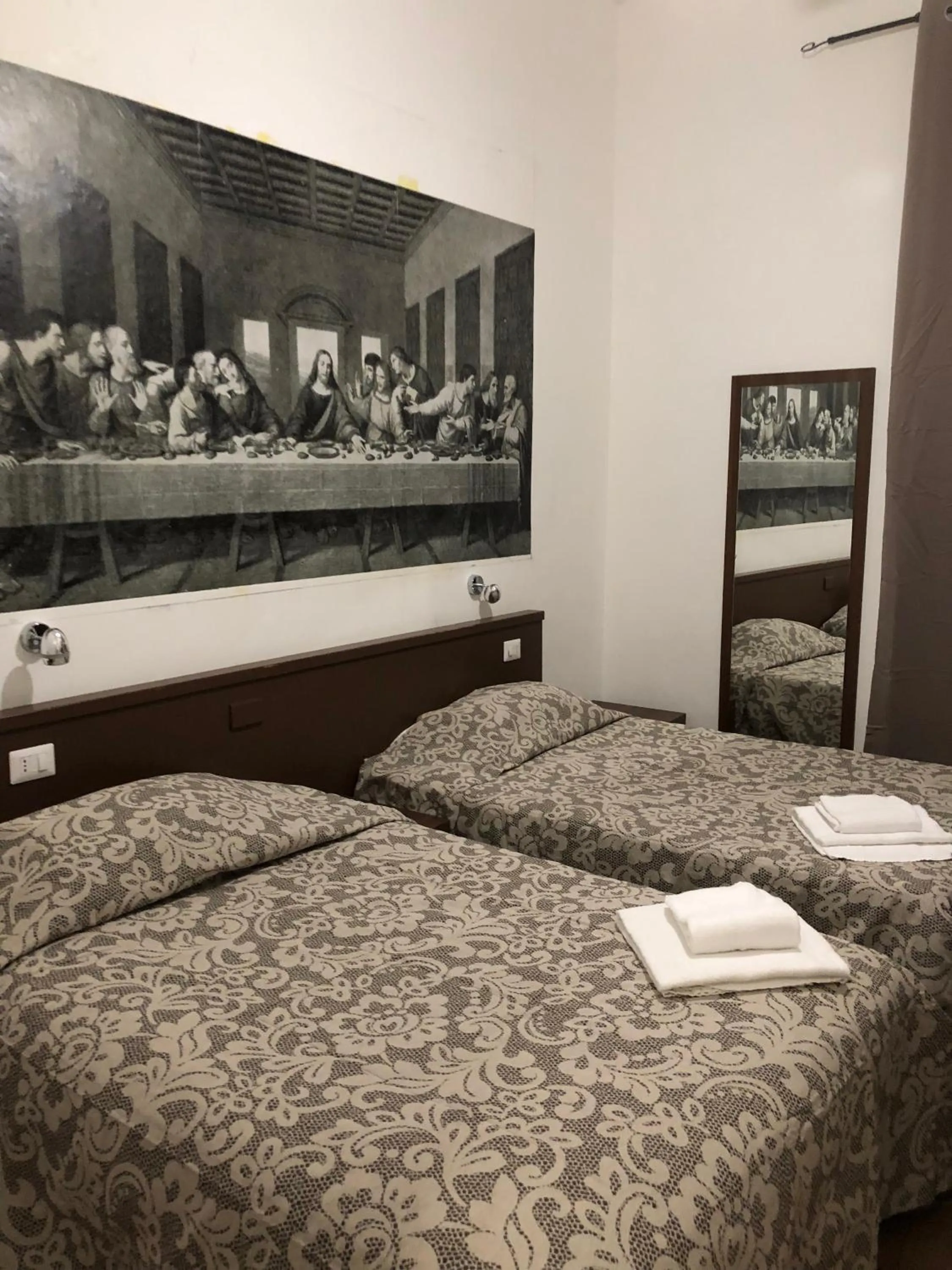 Bed in Albergo Corvetto Corso Lodi