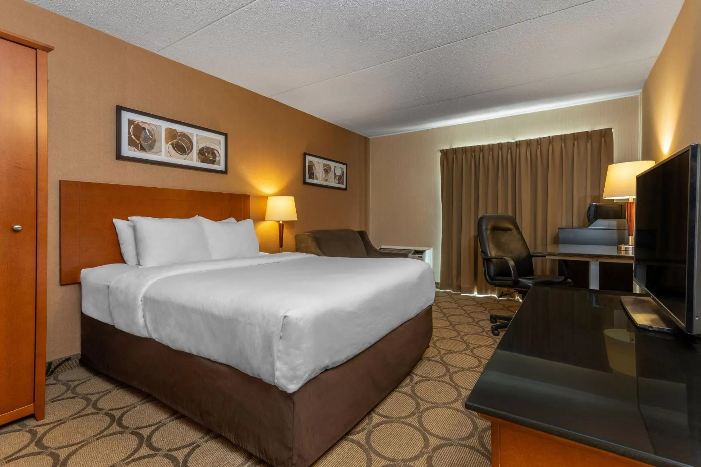 Bedroom, Bed in Comfort Inn