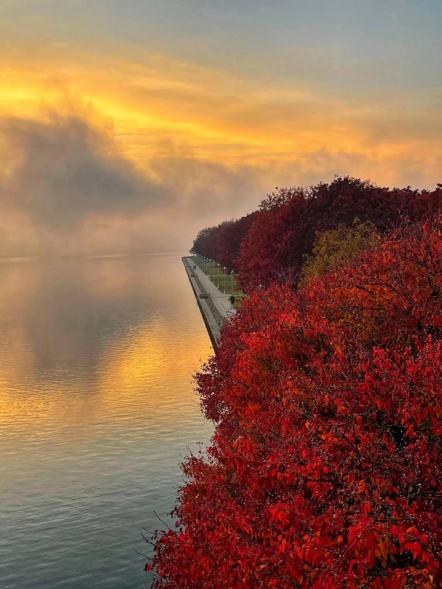 Autumn in Forrest Hotel & Apartments