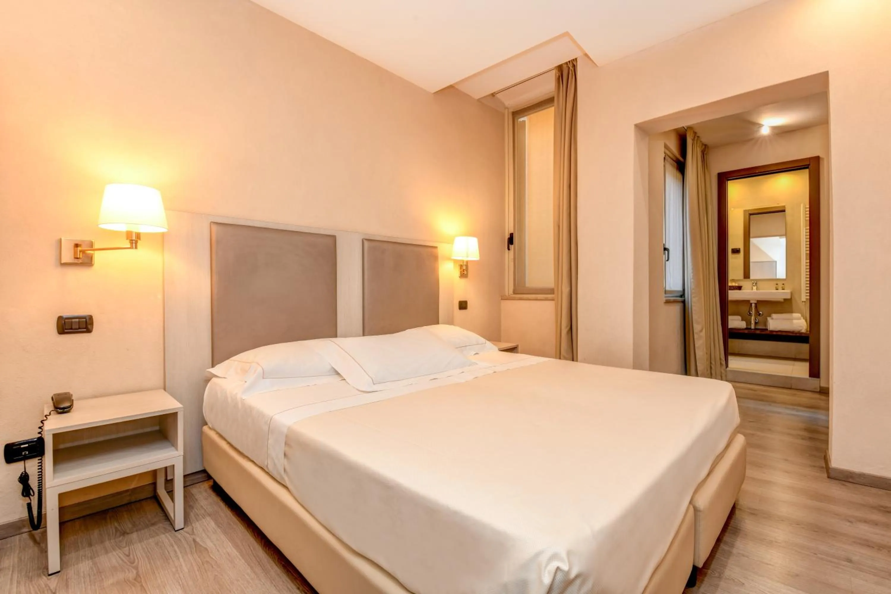 Bed in Hotel Tripoli