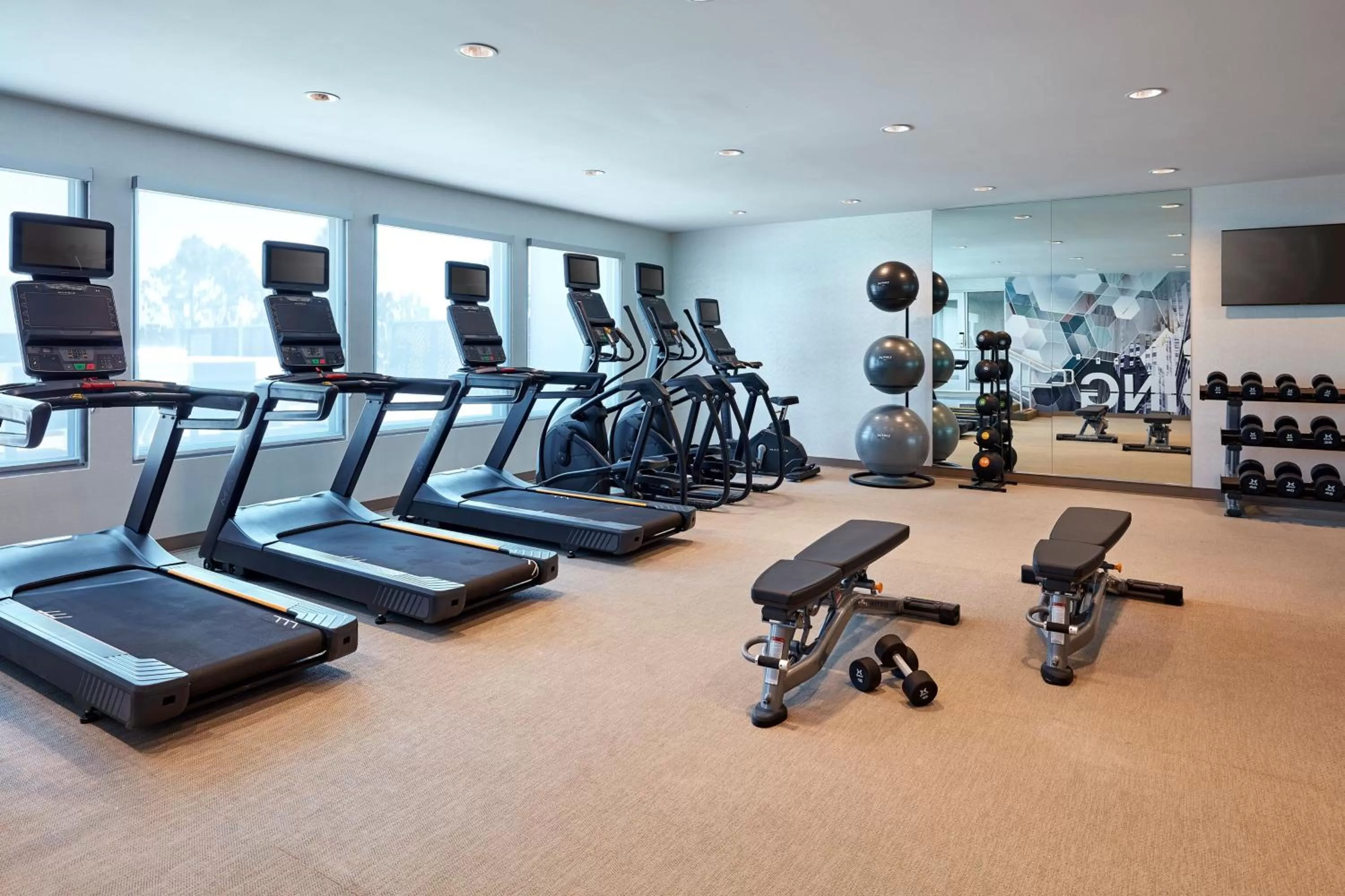 Fitness centre/facilities in SpringHill Suites by Marriott Los Angeles Downey