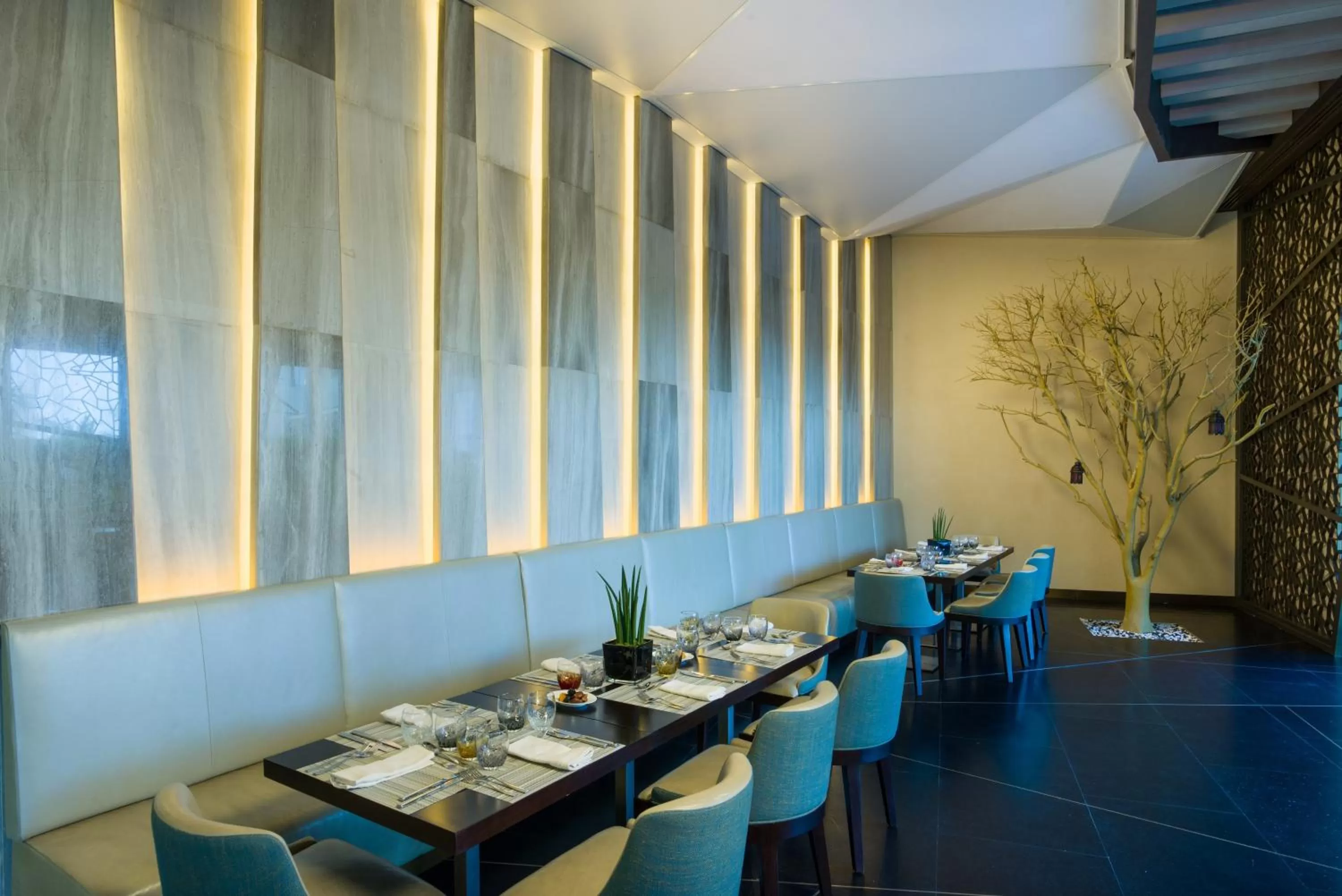 Restaurant/places to eat in Kempinski Hotel Muscat