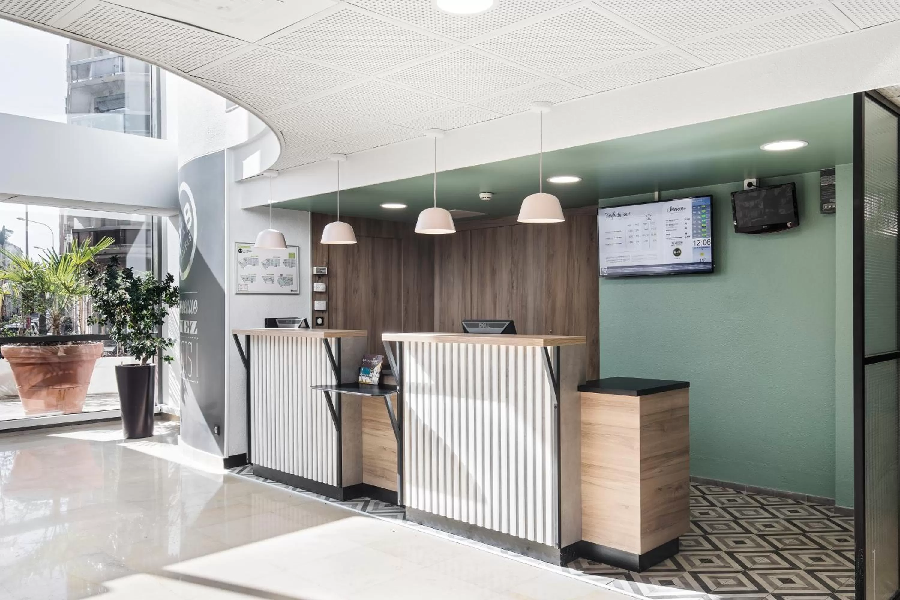 Lobby or reception in B&B HOTEL Lyon Centre Part-dieu Gambetta