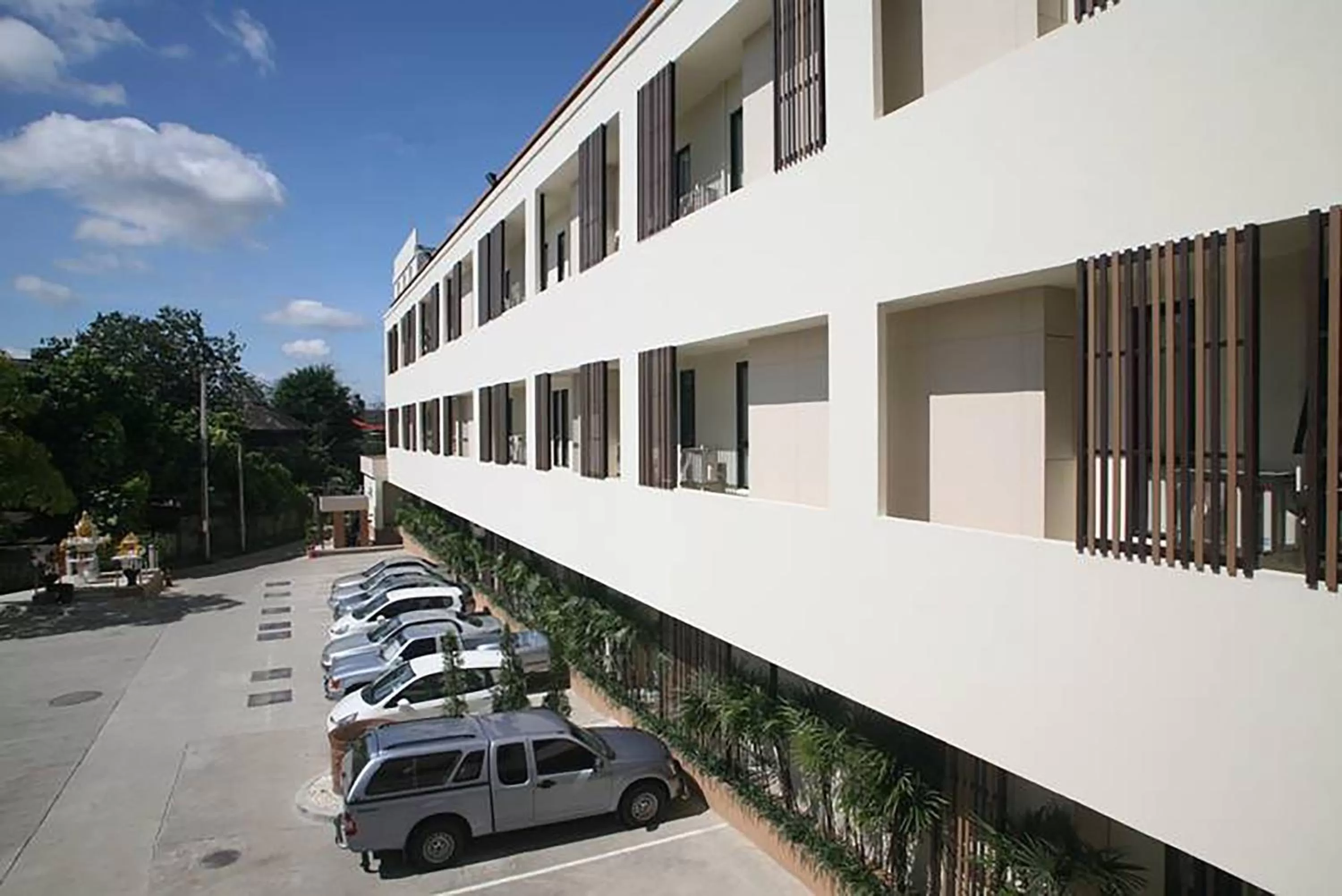 Property building in Imm Hotel Thaphae Chiang Mai