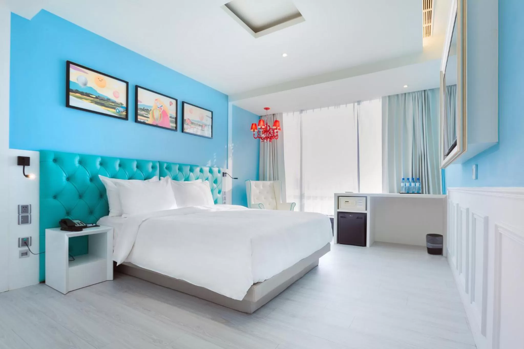 Bedroom, Bed in FX Hotel Tainan