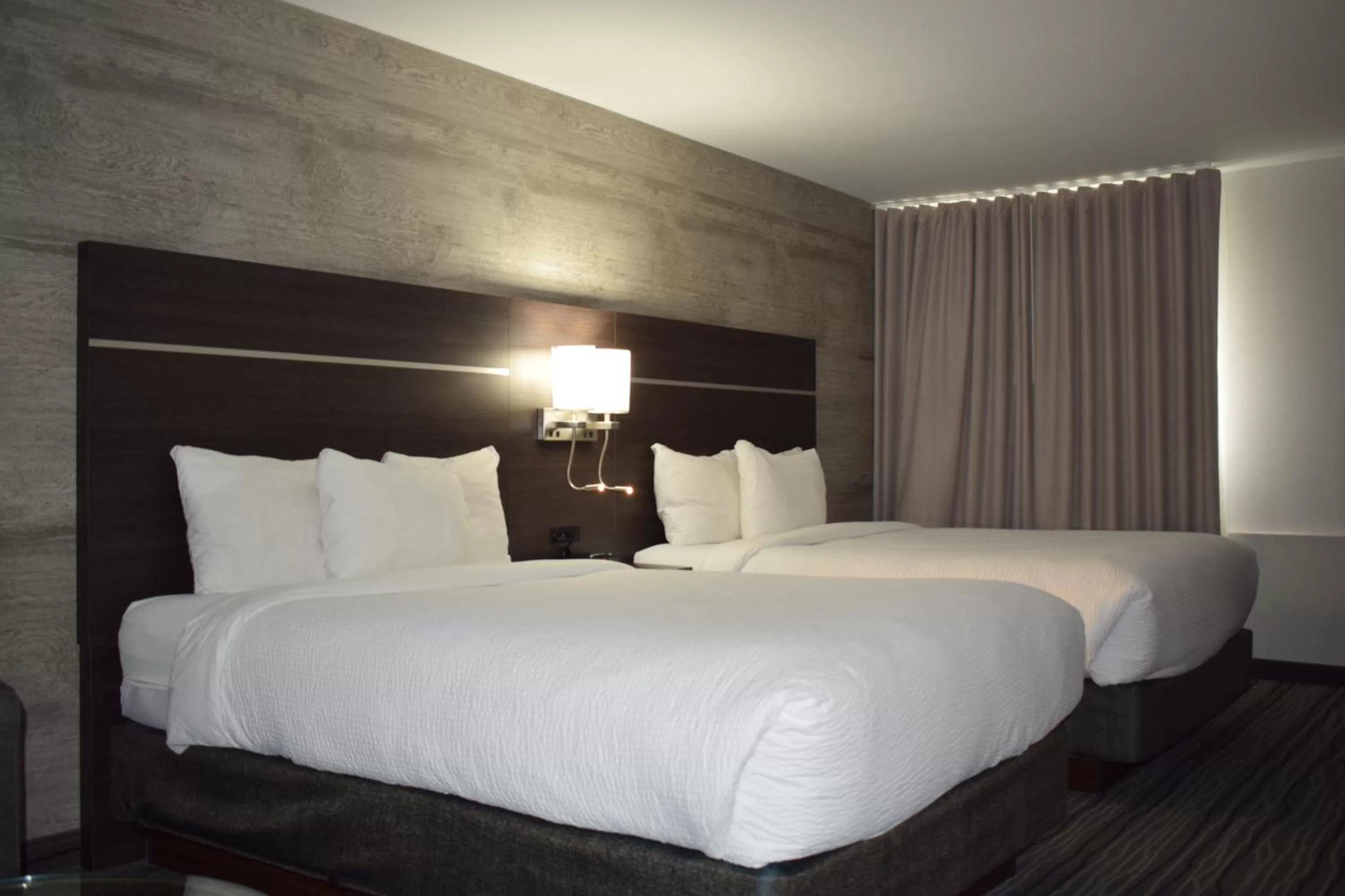 Bed in Days Inn by Wyndham Kingston