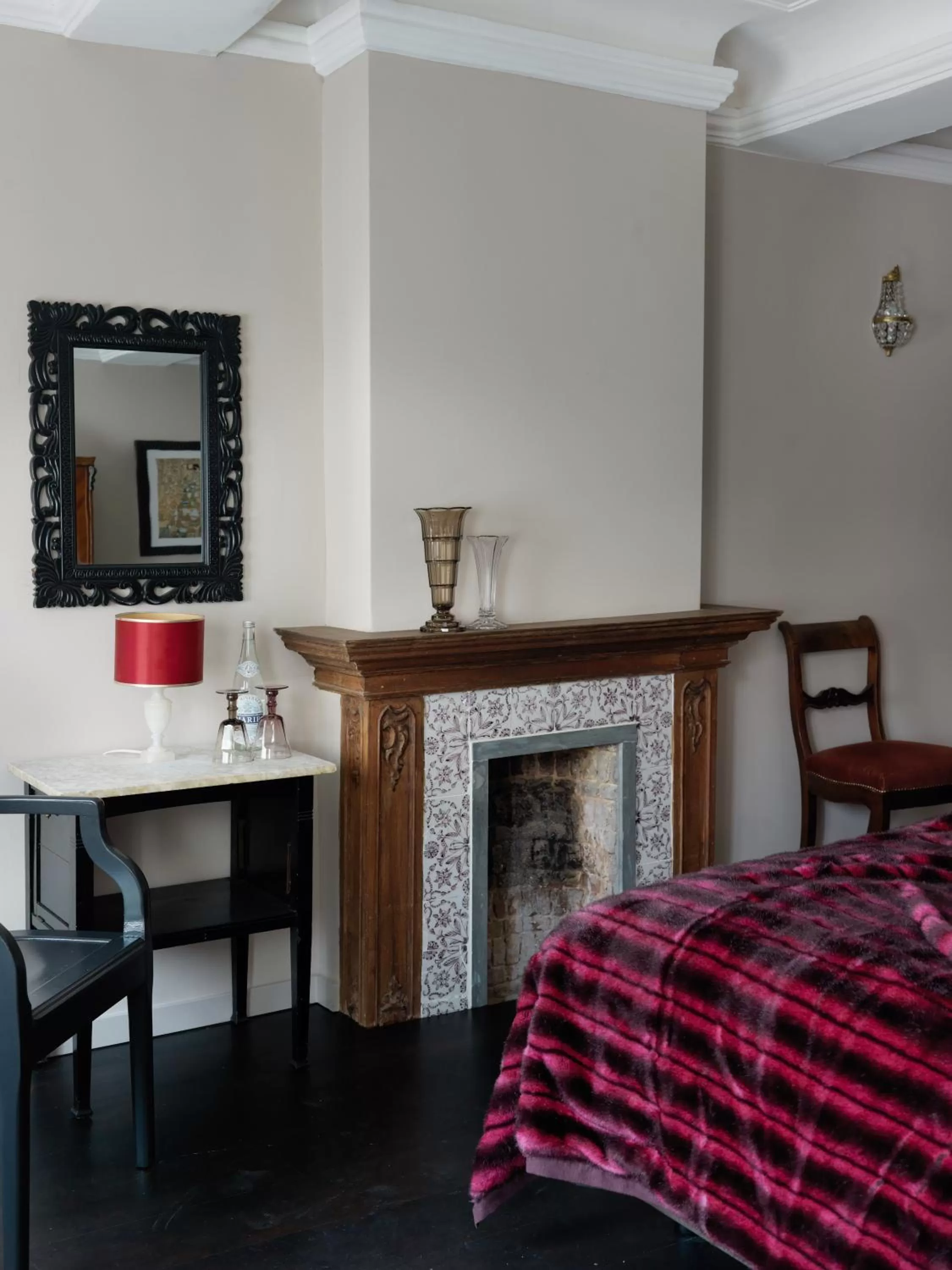 Photo of the whole room, Bed in Boutique Hotel Grote Gracht