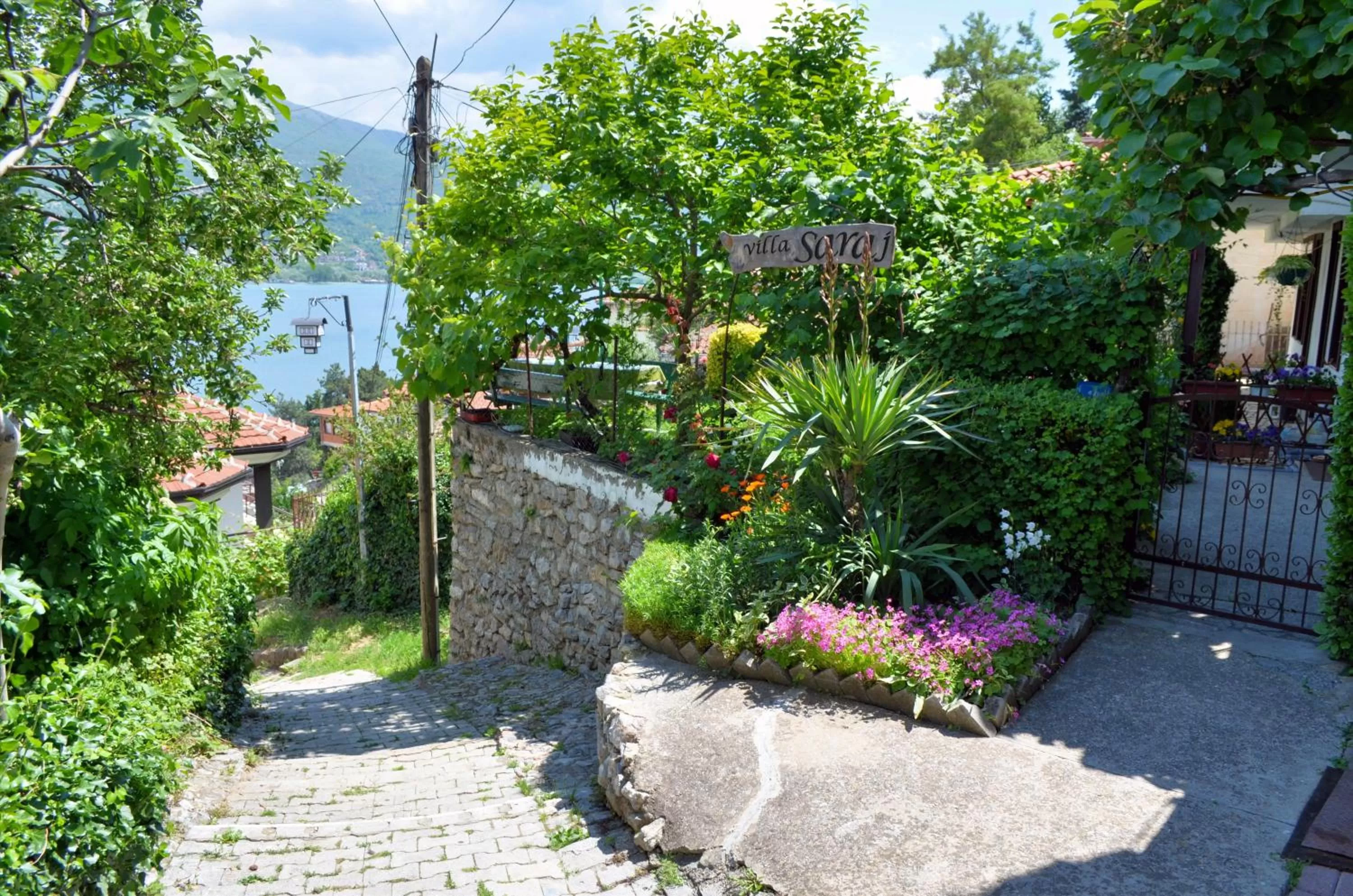 Facade/entrance in Apartments Villa Saray
