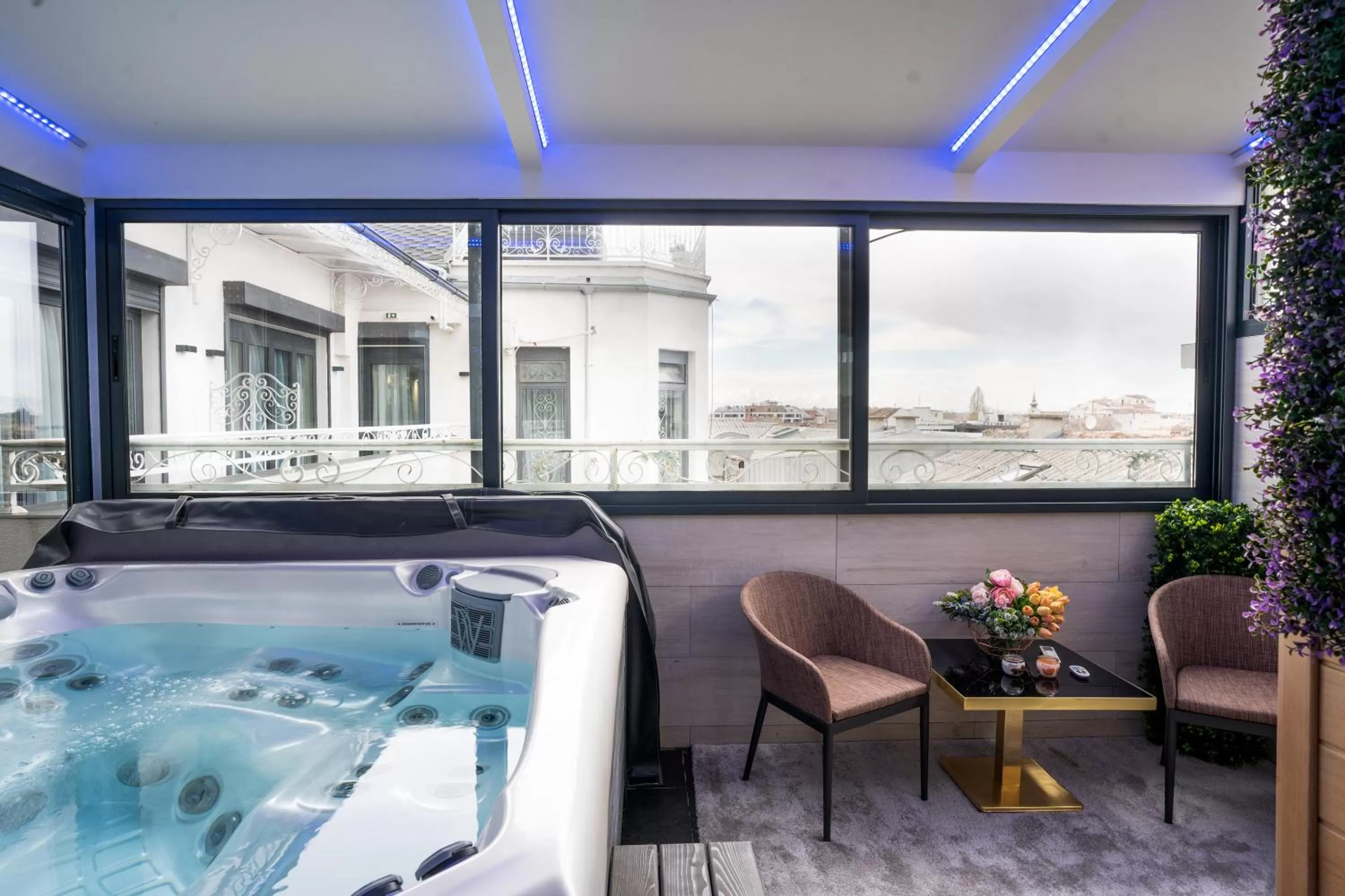 Spa and wellness centre/facilities in Queen Palace