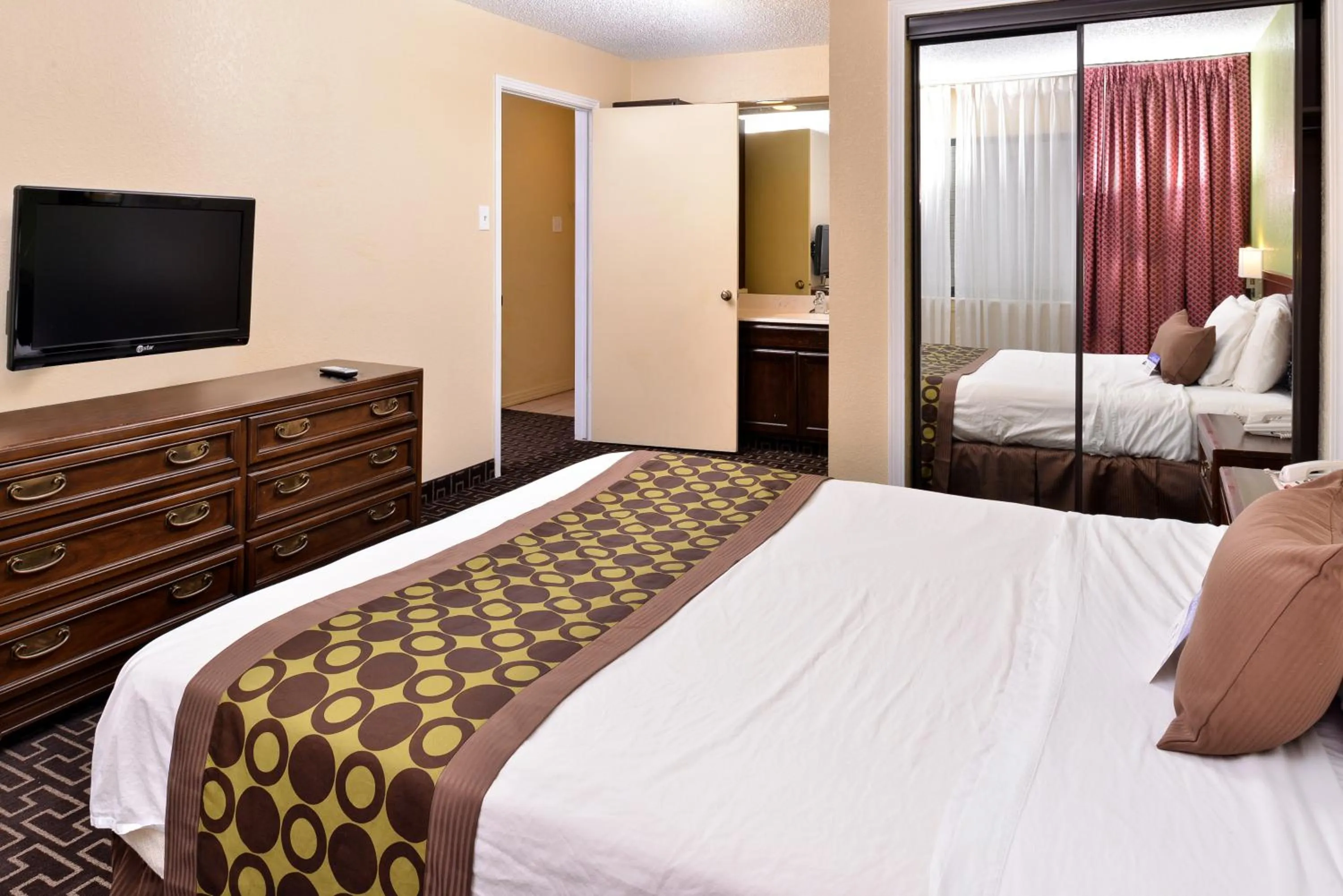 Bedroom in Americas Best Value Inn & Suites Extended Stay - Tulsa