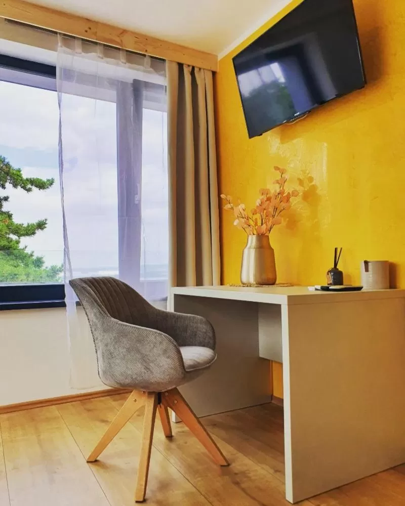 Deluxe Double Room with Shower in Sousedi Pavlov