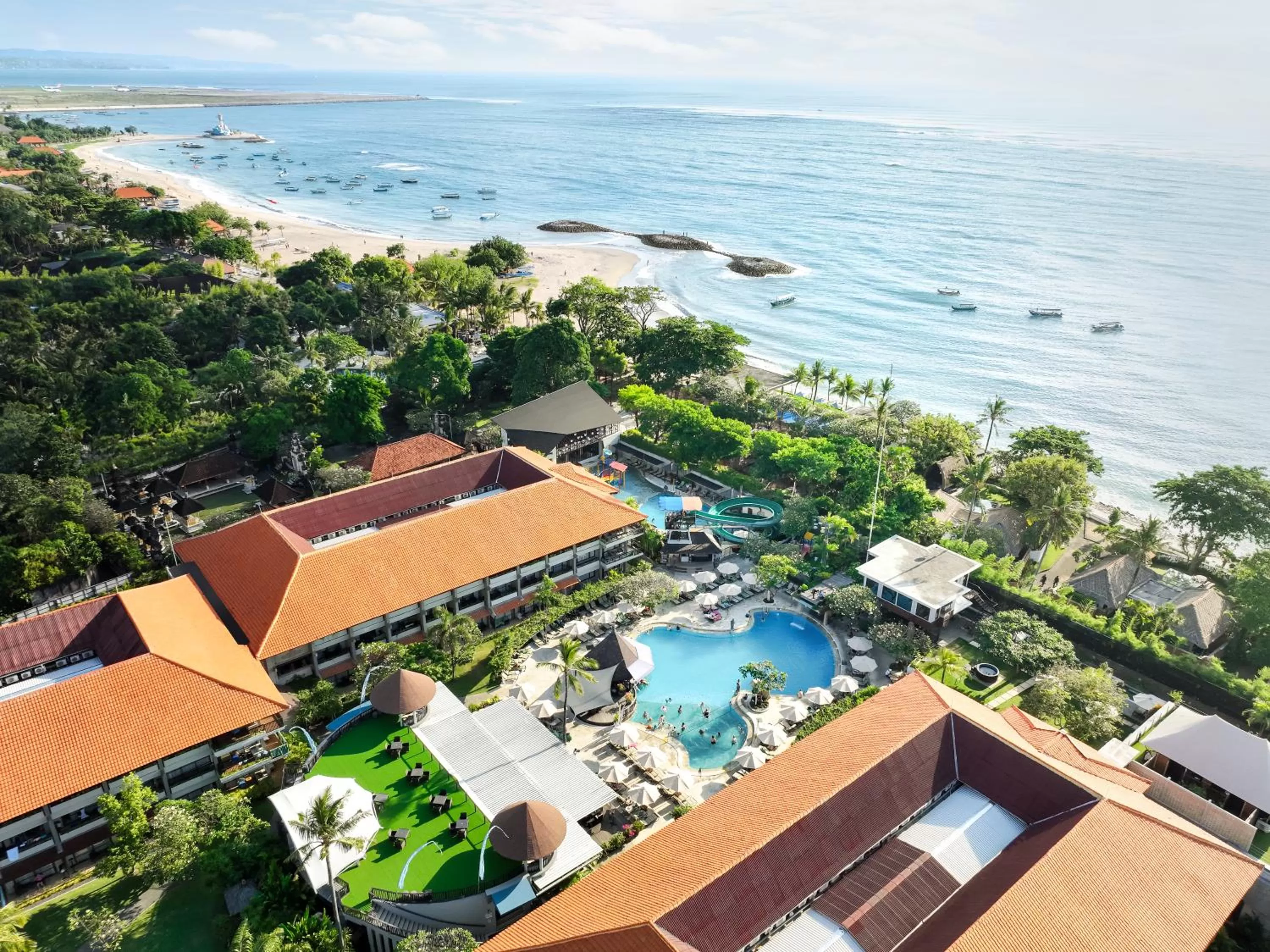 Property building in Bali Dynasty Resort