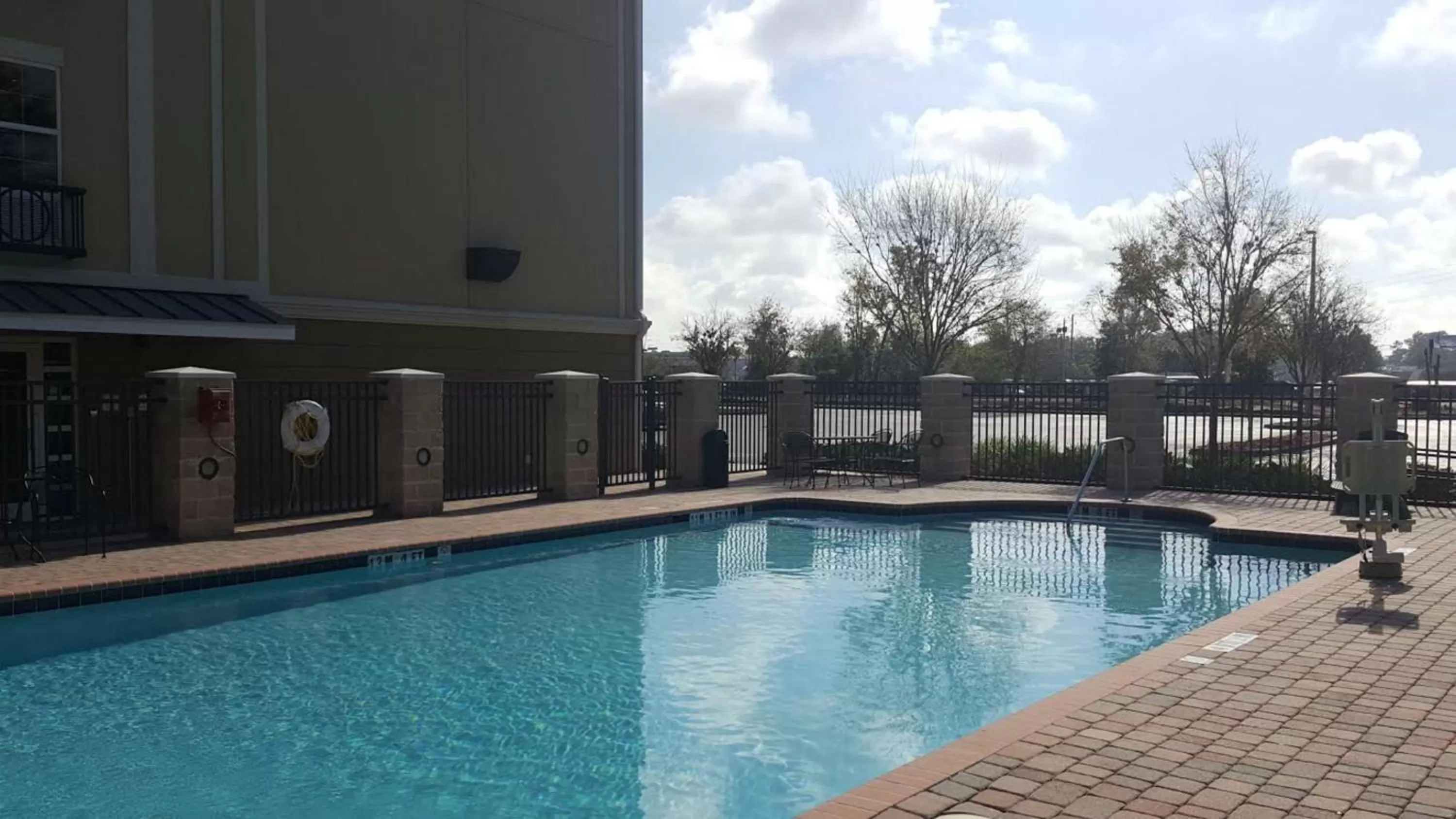 Swimming pool in Holiday Inn Express Jacksonville East by IHG
