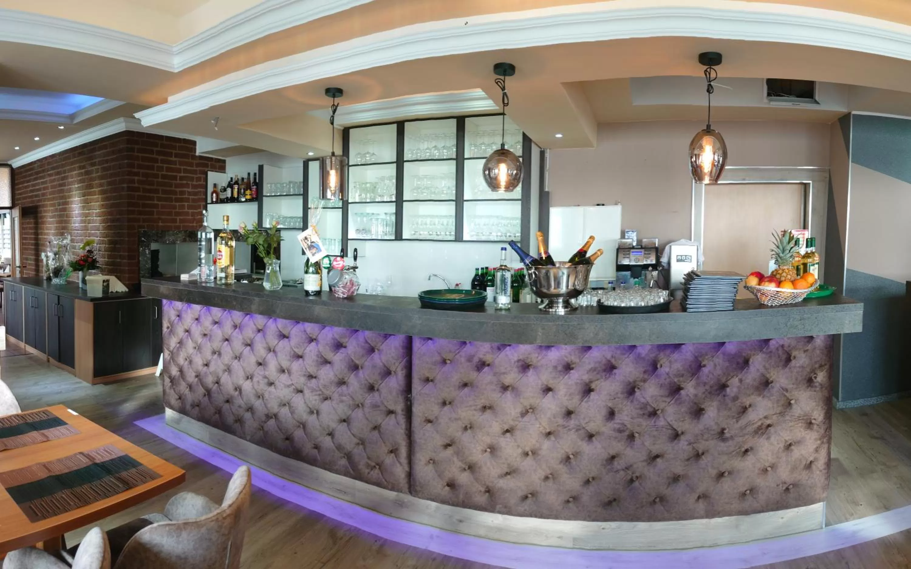 Lounge or bar in Achilleon III