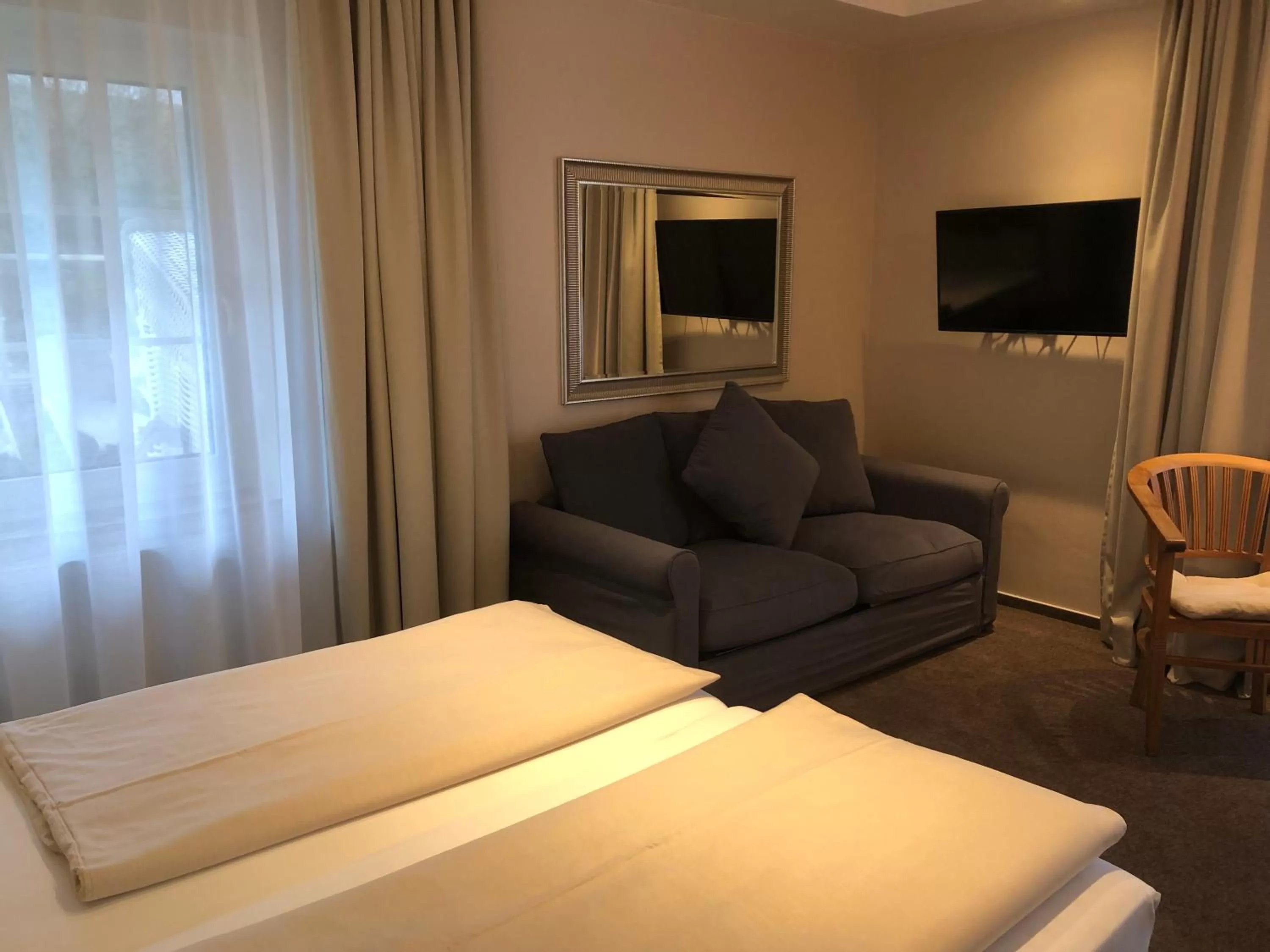 Bed in Petersen's Landhaus