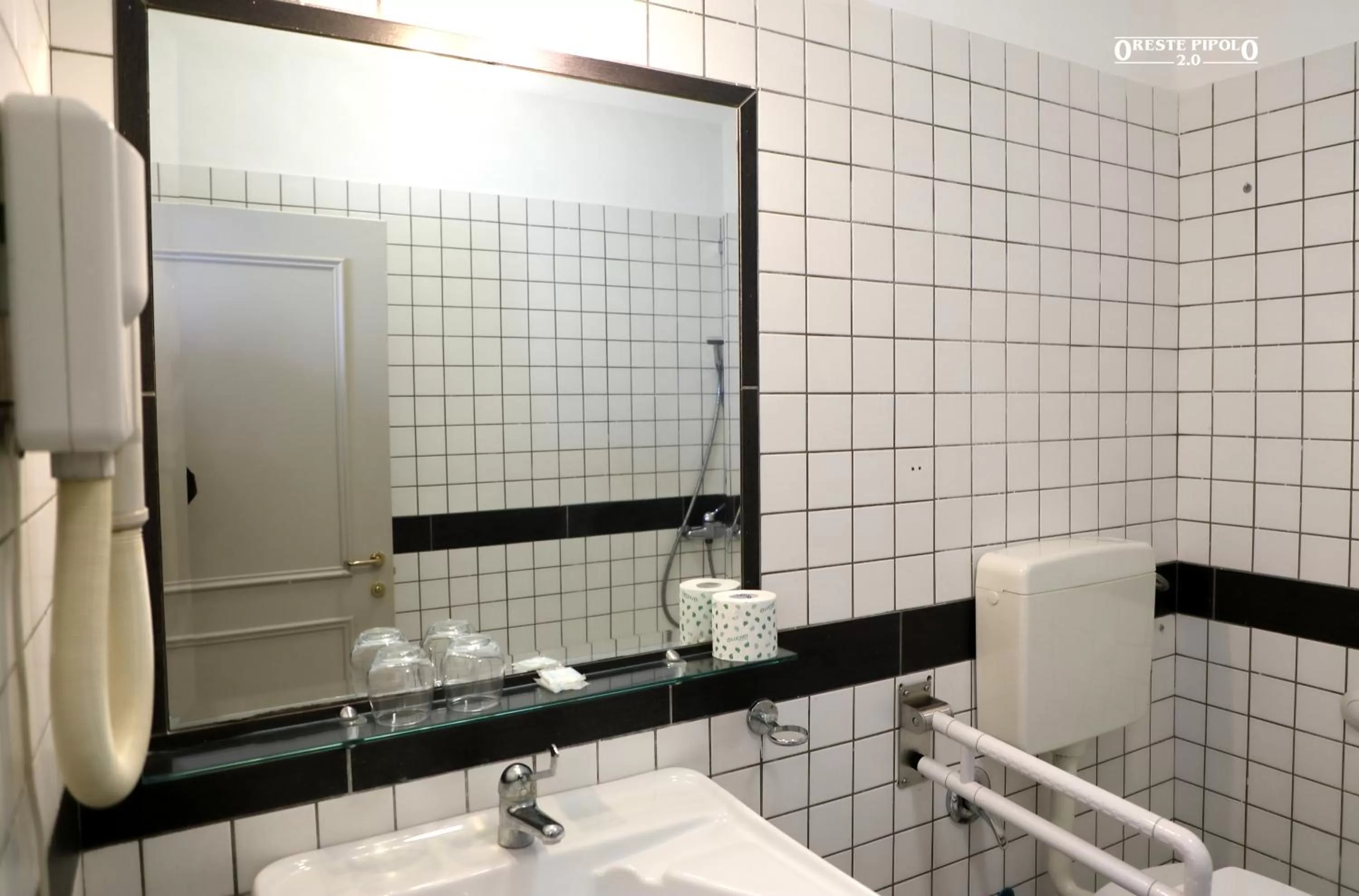 Bathroom in Jazz Hotel