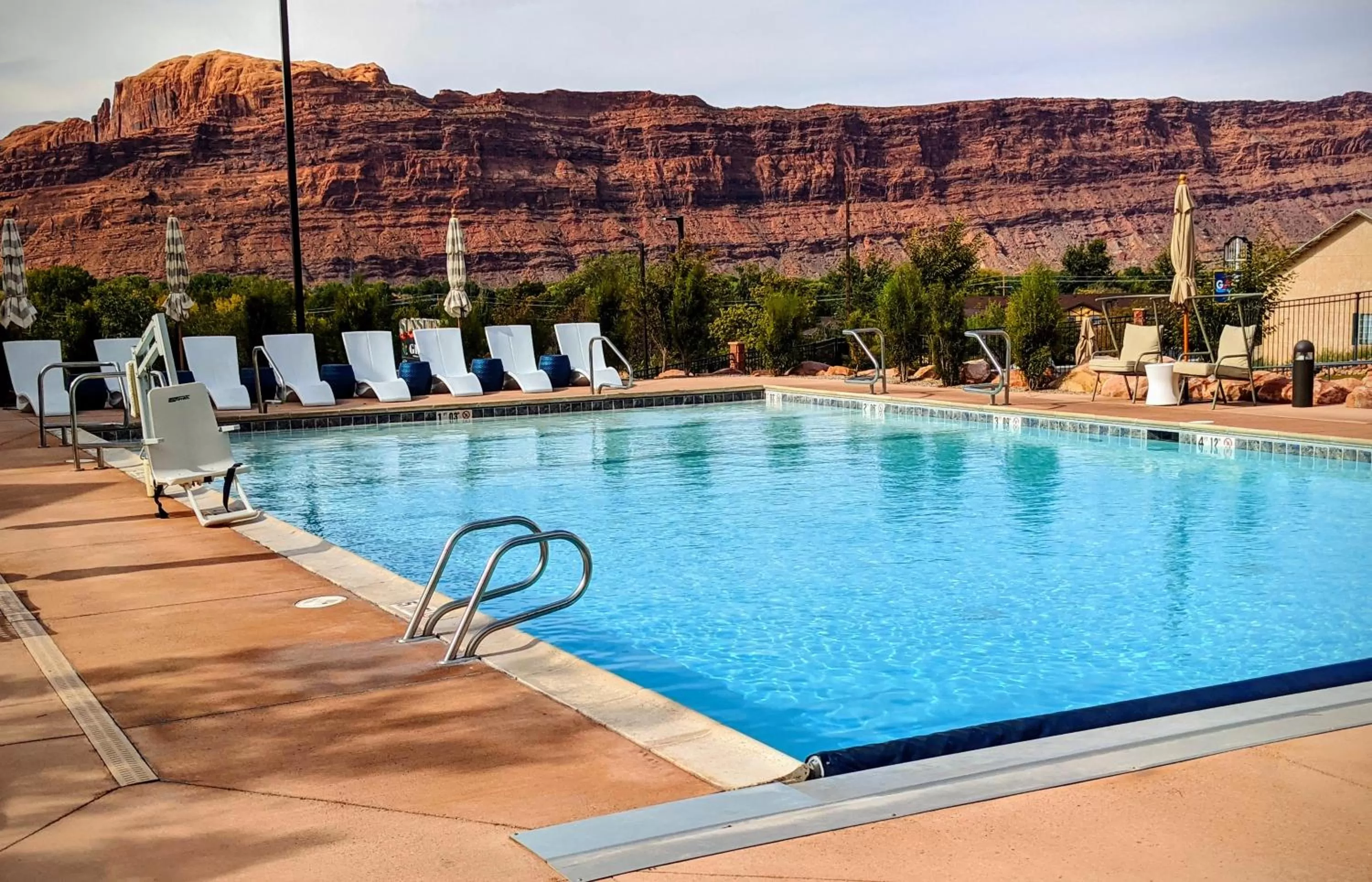 Swimming pool in Hyatt Place Moab