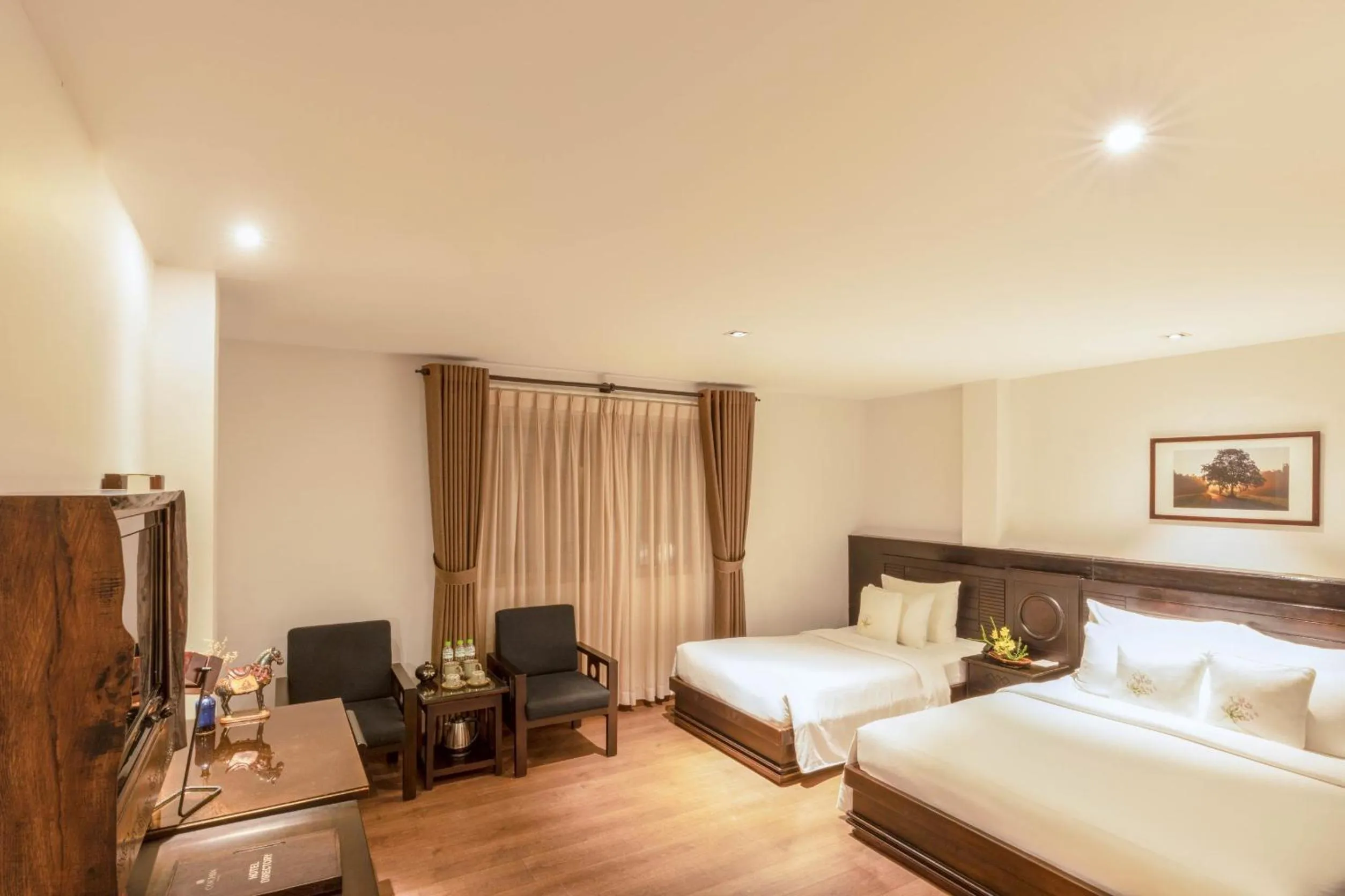 Bedroom, Bed in Cochin Zen Hotel