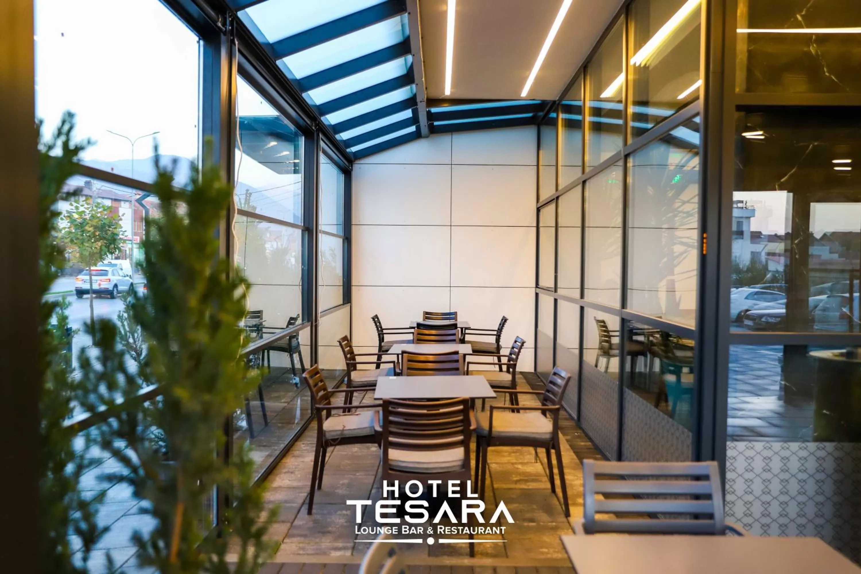 Restaurant/places to eat in Hotel Tesara