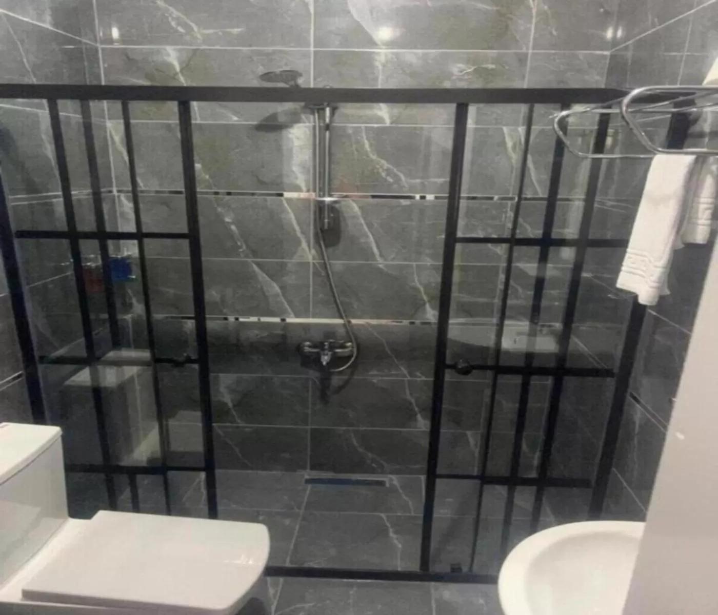 Shower, Bathroom in Old City Family Hotel