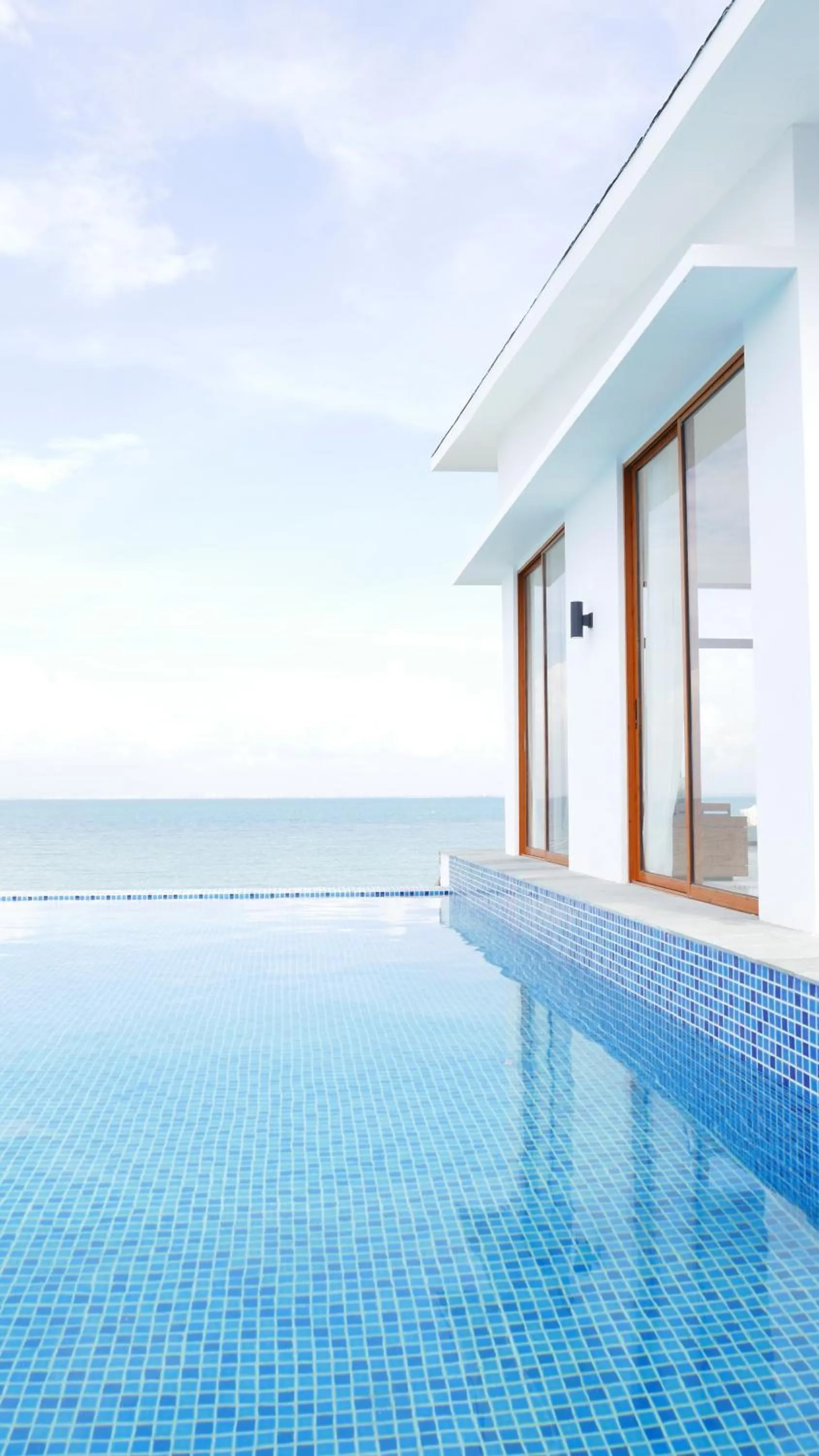 Swimming pool in Montigo Resorts Nongsa