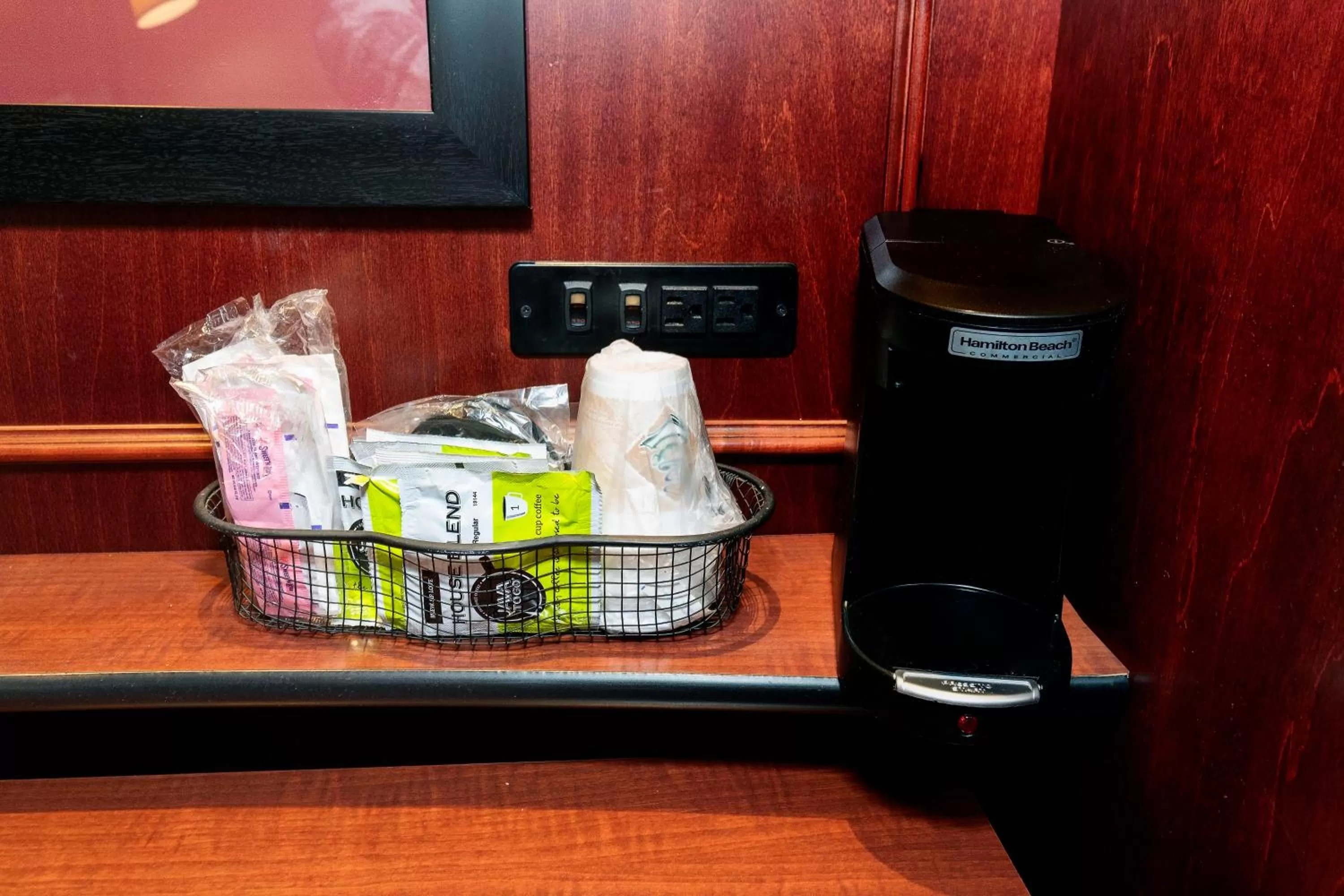 Photo of the whole room in Red Roof Inn Meriden