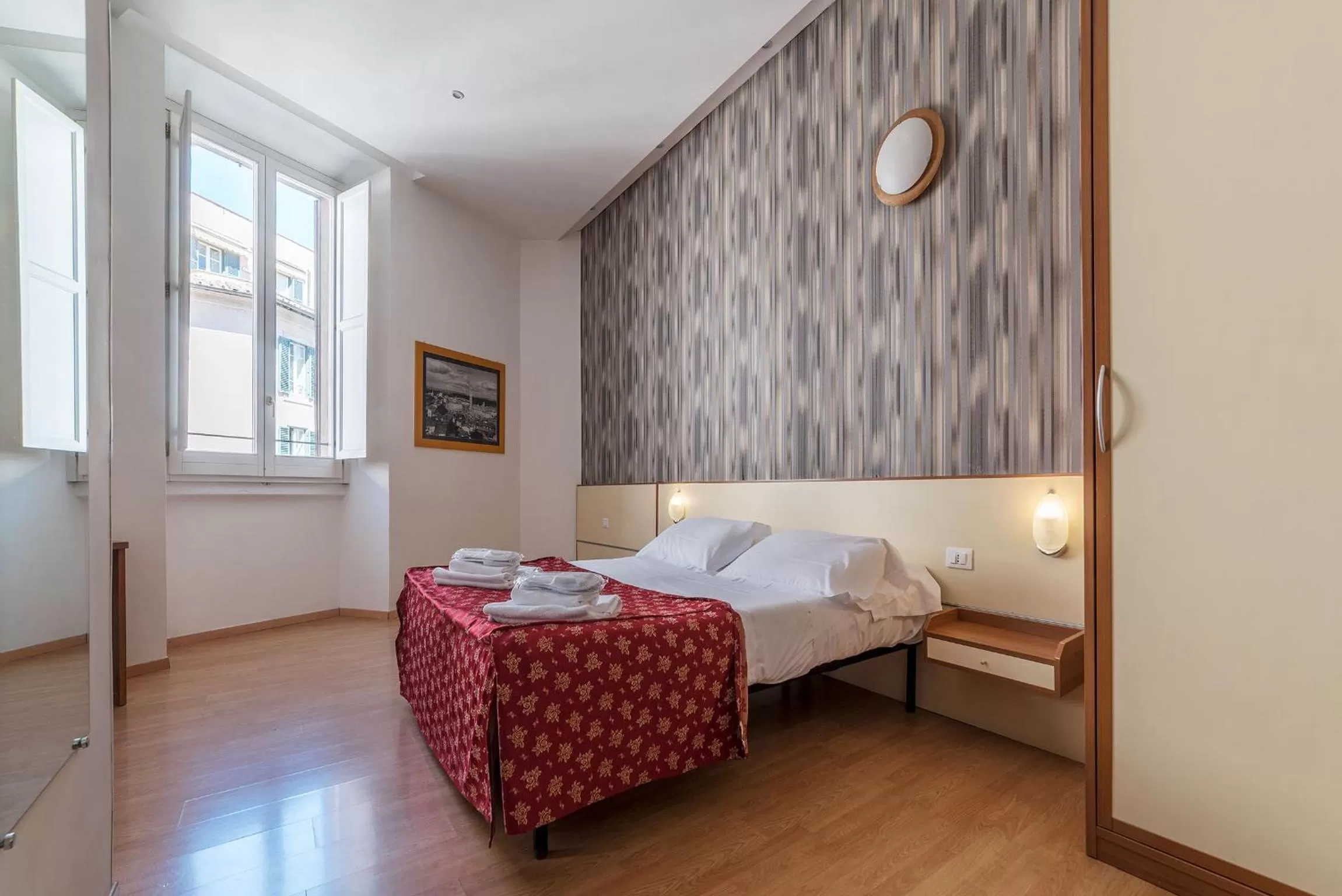 Bedroom, Bed in Hotel Mimosa Pantheon