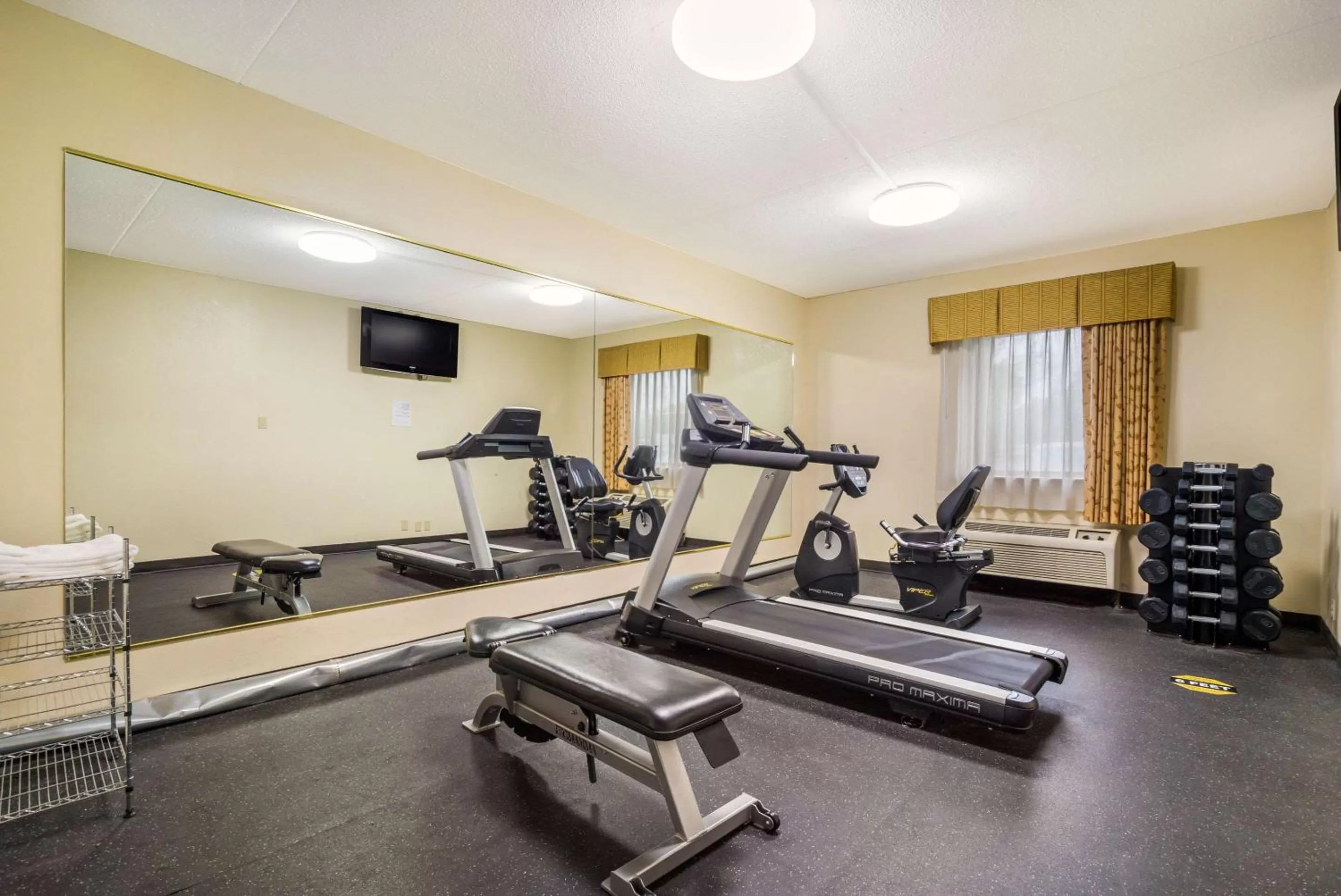 Fitness centre/facilities in Quality Inn & Suites Florence - Cincinnati South