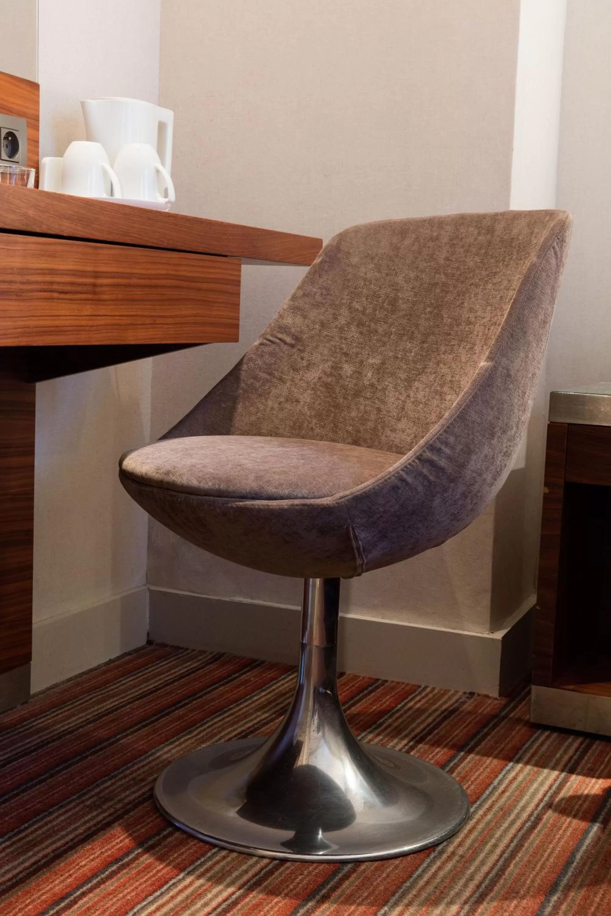 Bedroom in Hotel Berne Opera