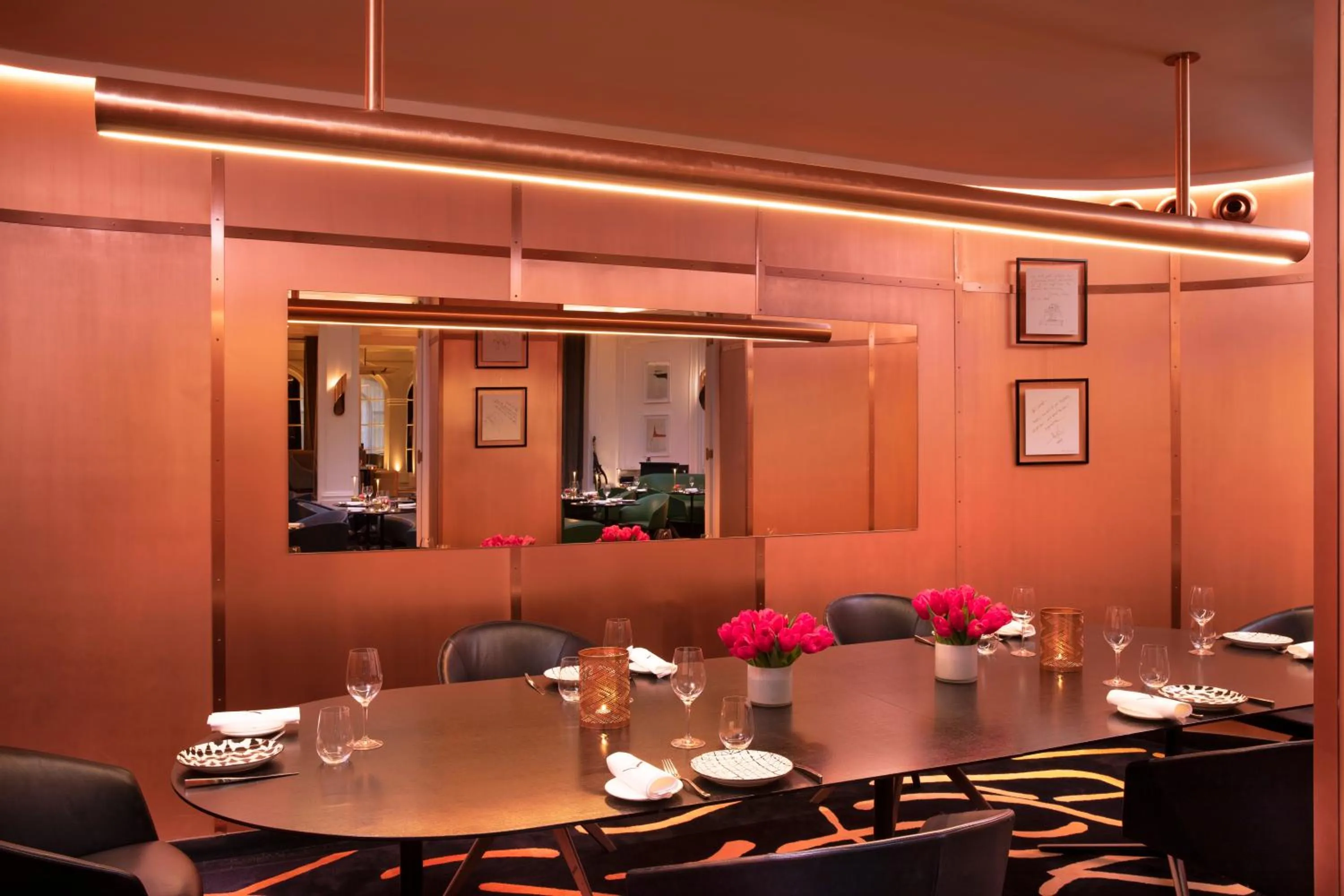 Meeting/conference room in Hôtel Vernet Champs Elysées Paris