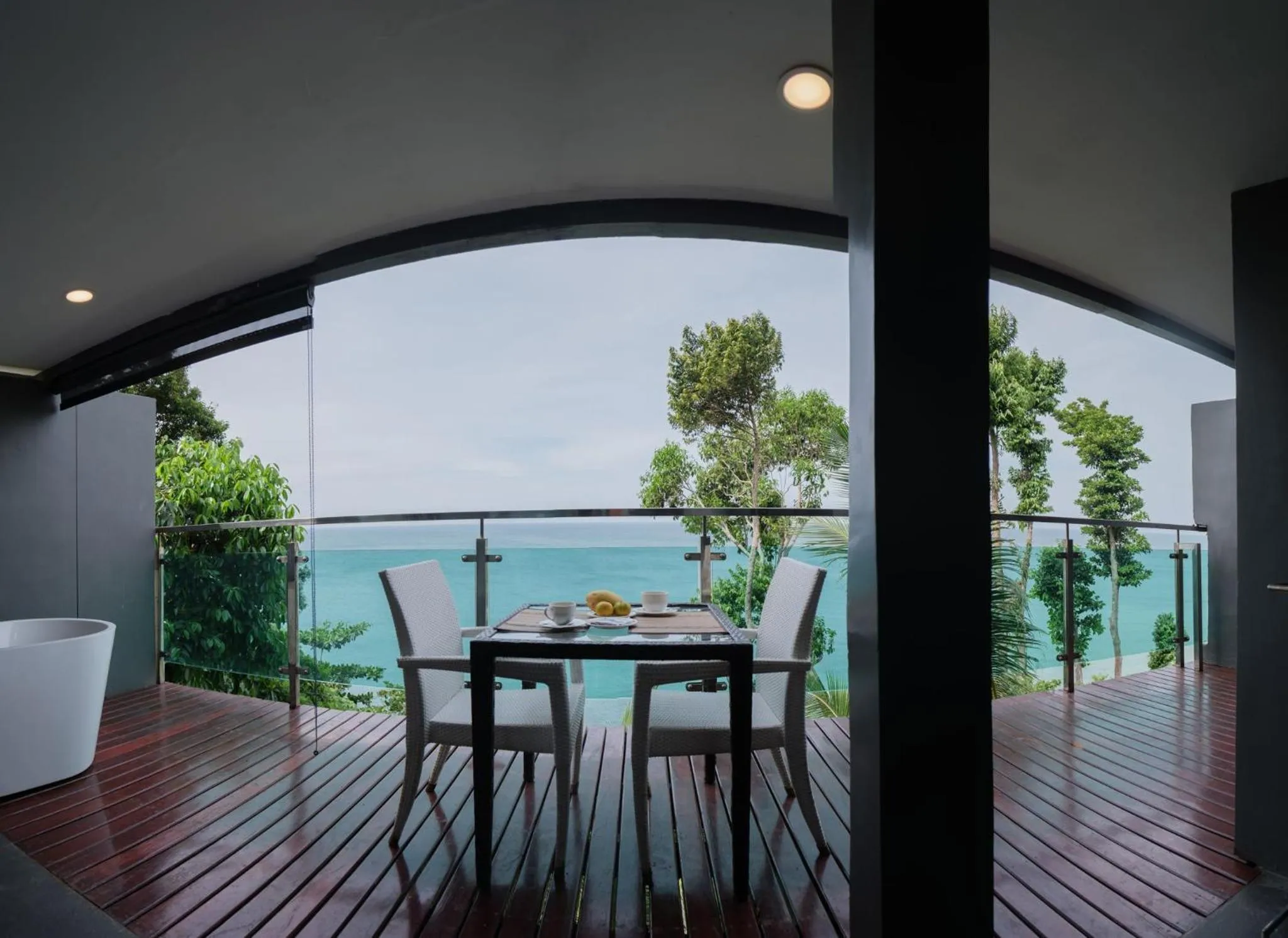 Patio in Cliff Lanta Suite-Koh Lanta Krabi