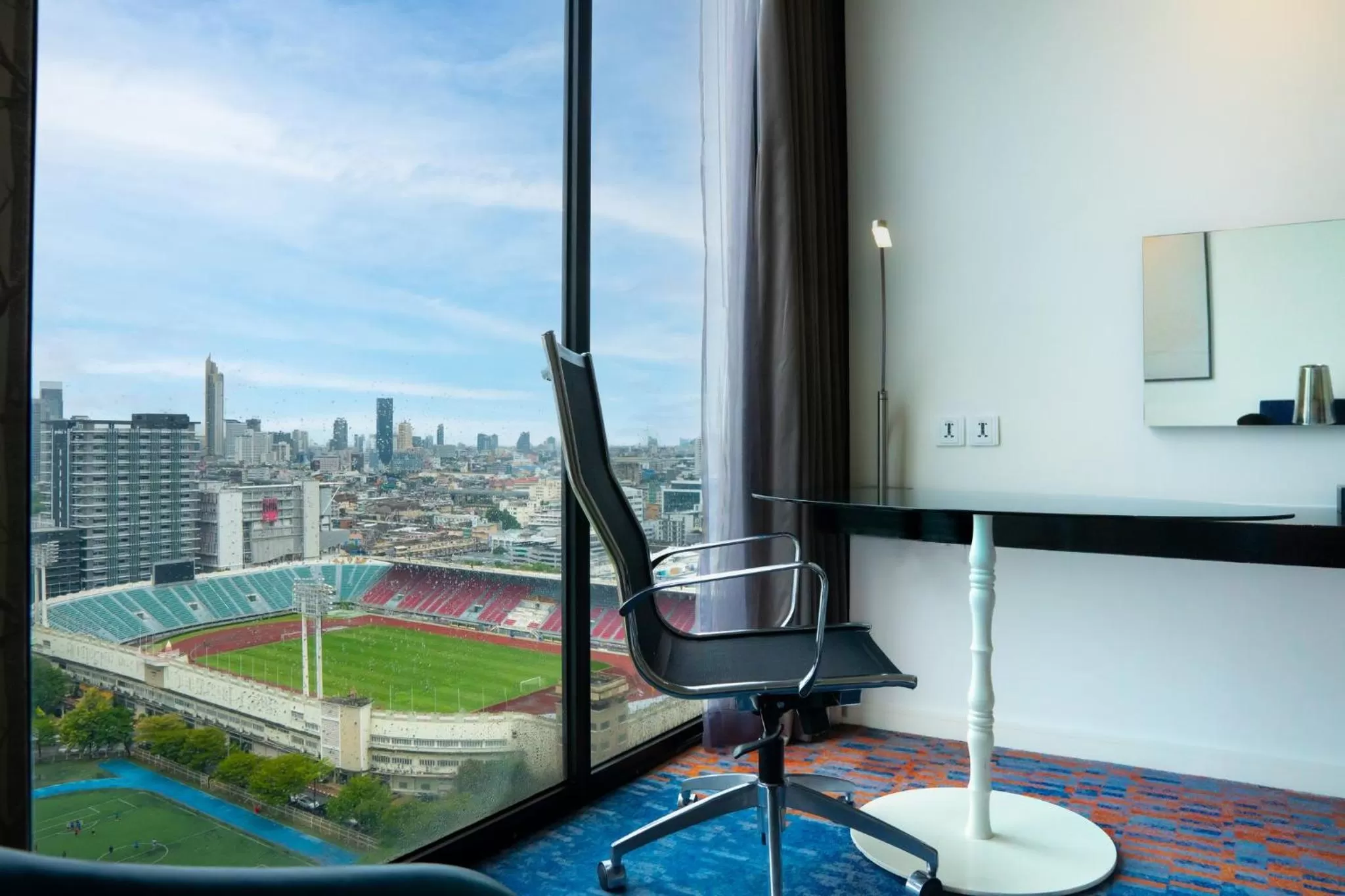 Photo of the whole room in Holiday Inn Express Bangkok Siam by IHG