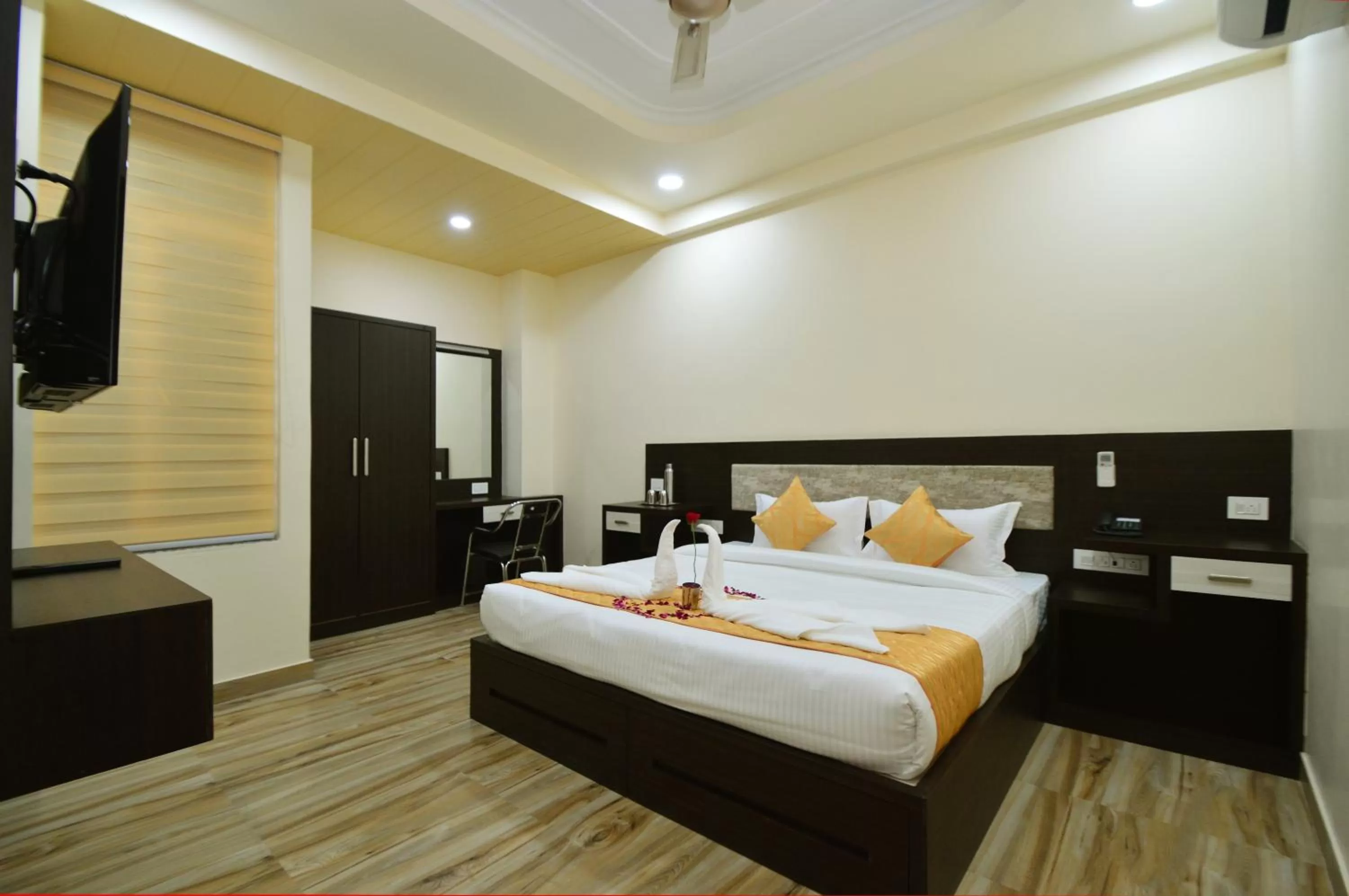 Bed in Kapish Home-All Pure Veg