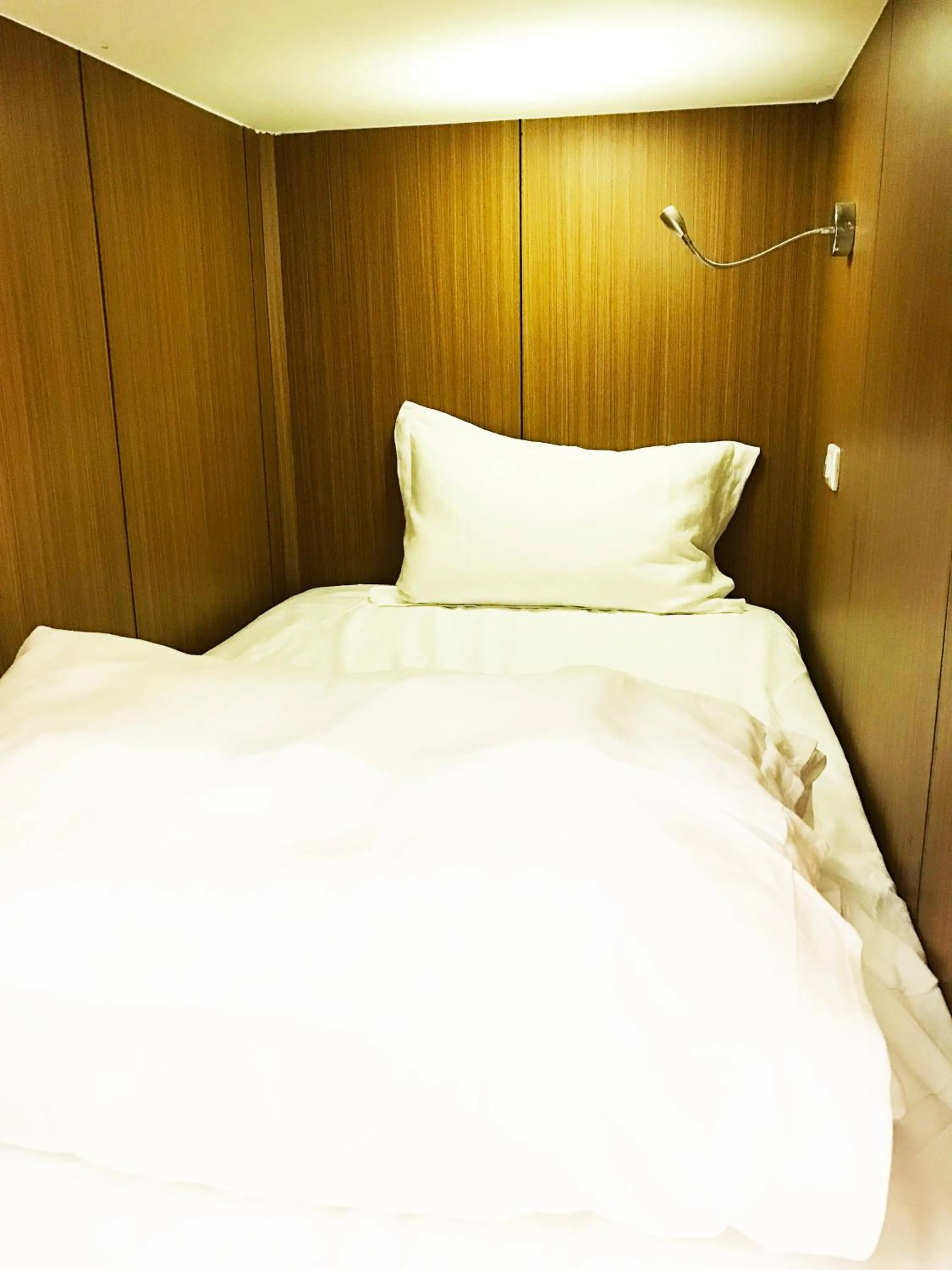 bunk bed, Bed in Master Chitow Hostel