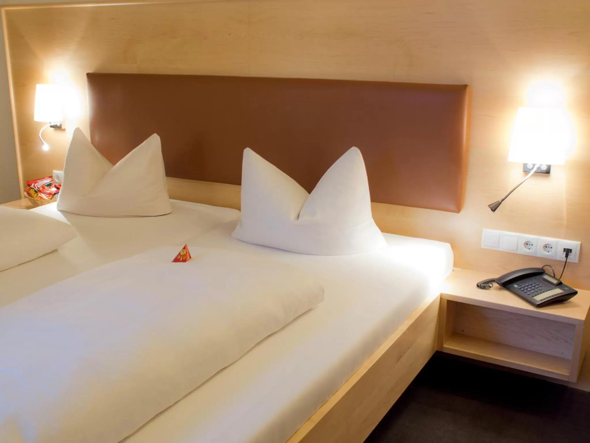 Decorative detail, Bed in Hotel Grüner Baum