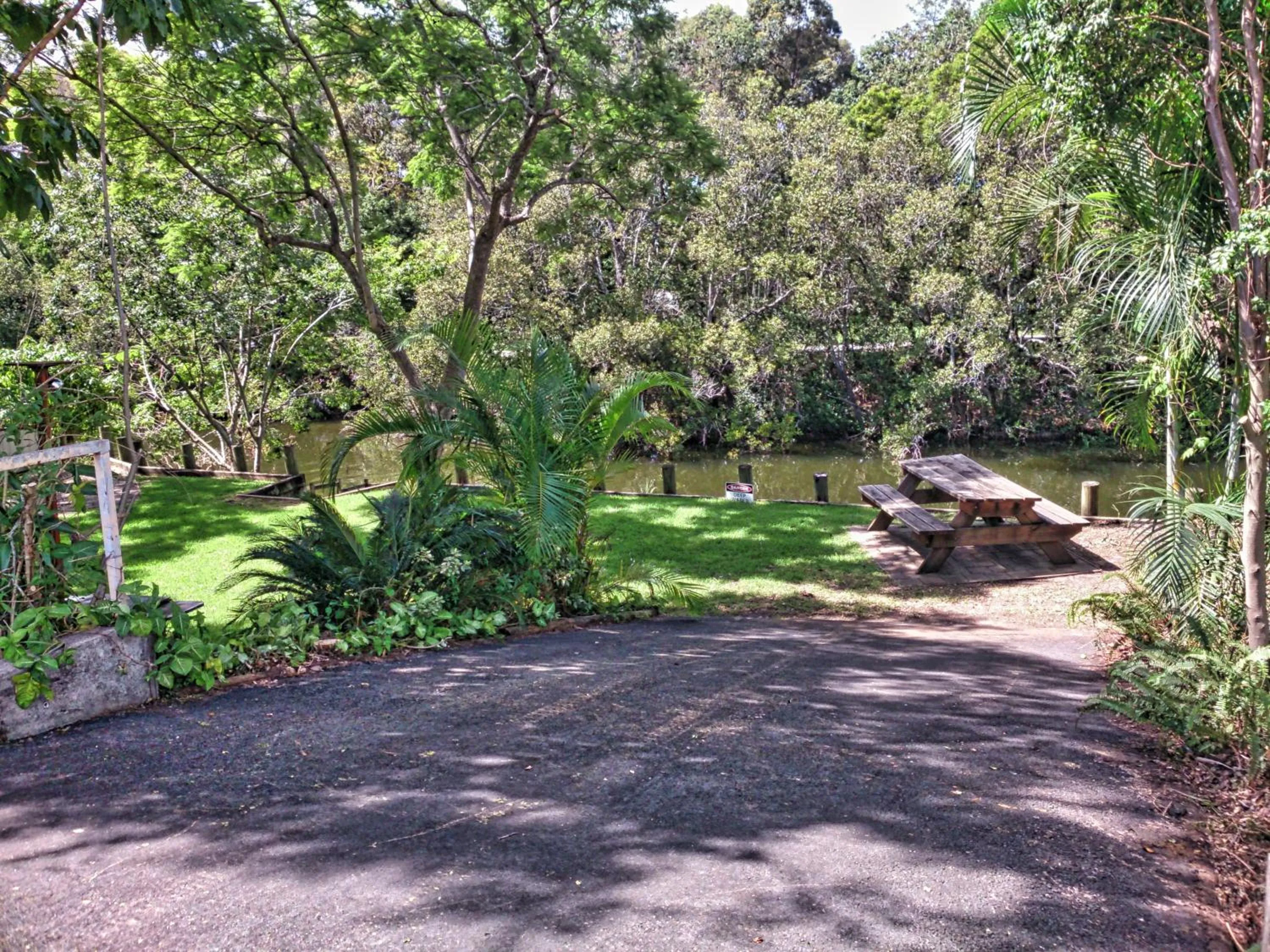 BBQ facilities in Marco Polo Motor Inn Taree