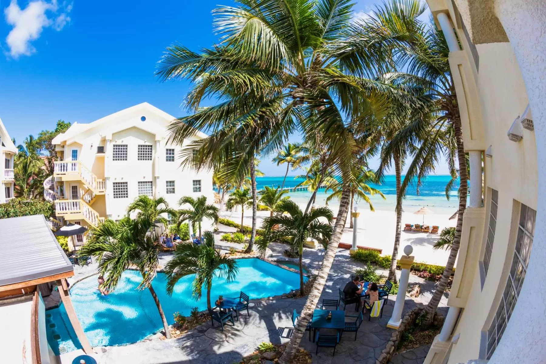 Pool view in Pelican Reef Villas Resort