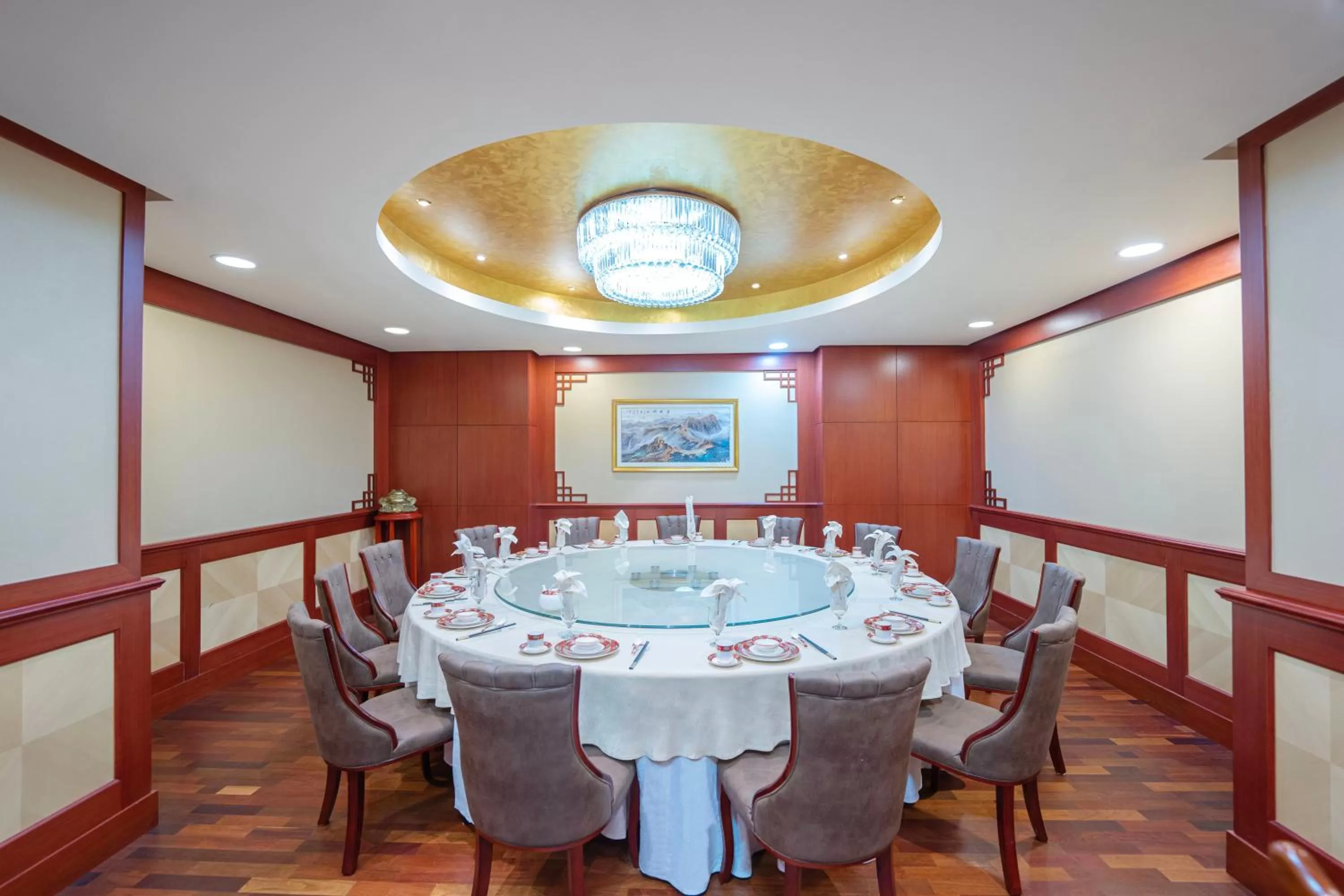 Restaurant/places to eat in Hyatt Regency Dubai - Corniche