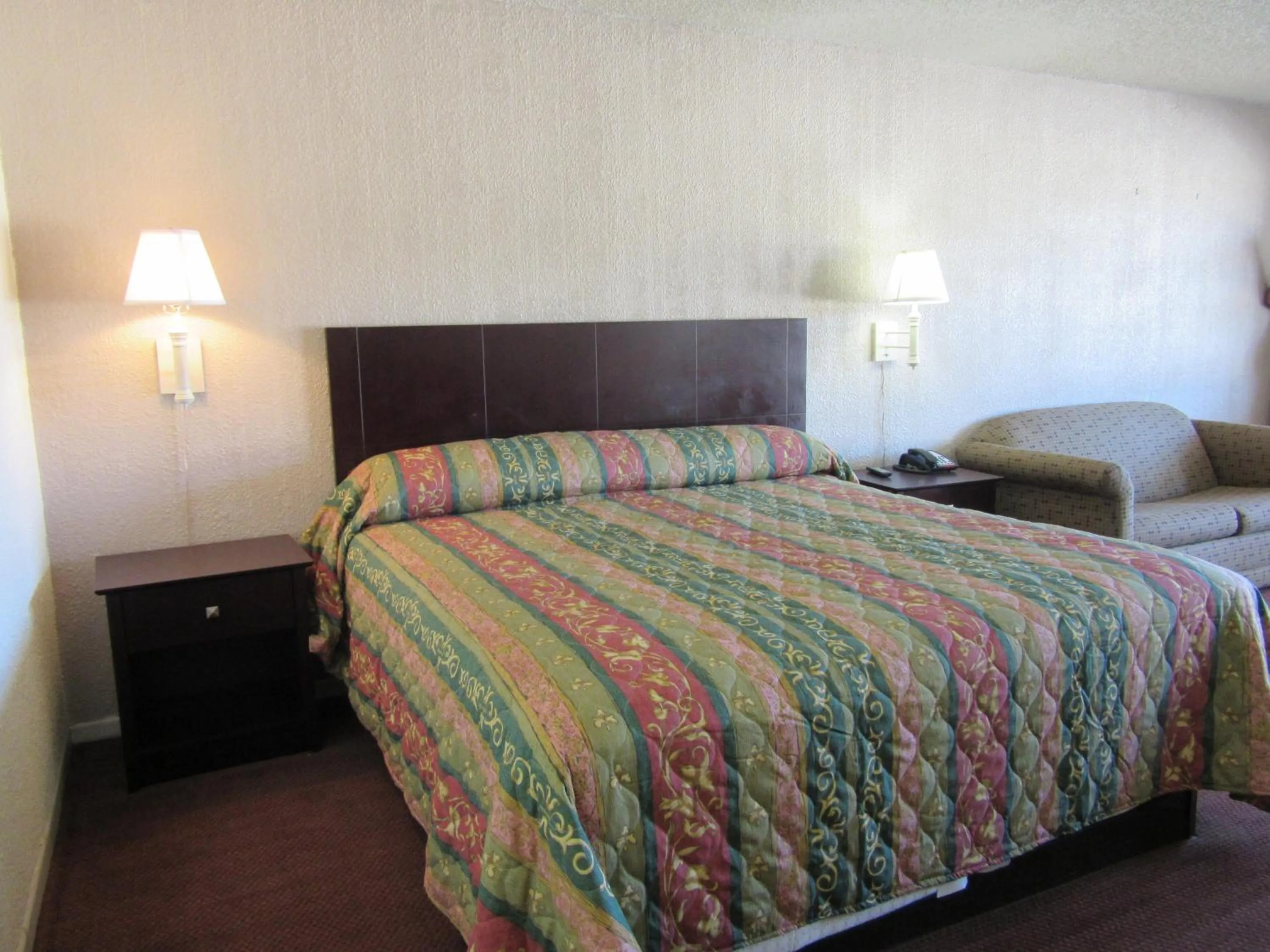 Bed in Royal Inn Abilene