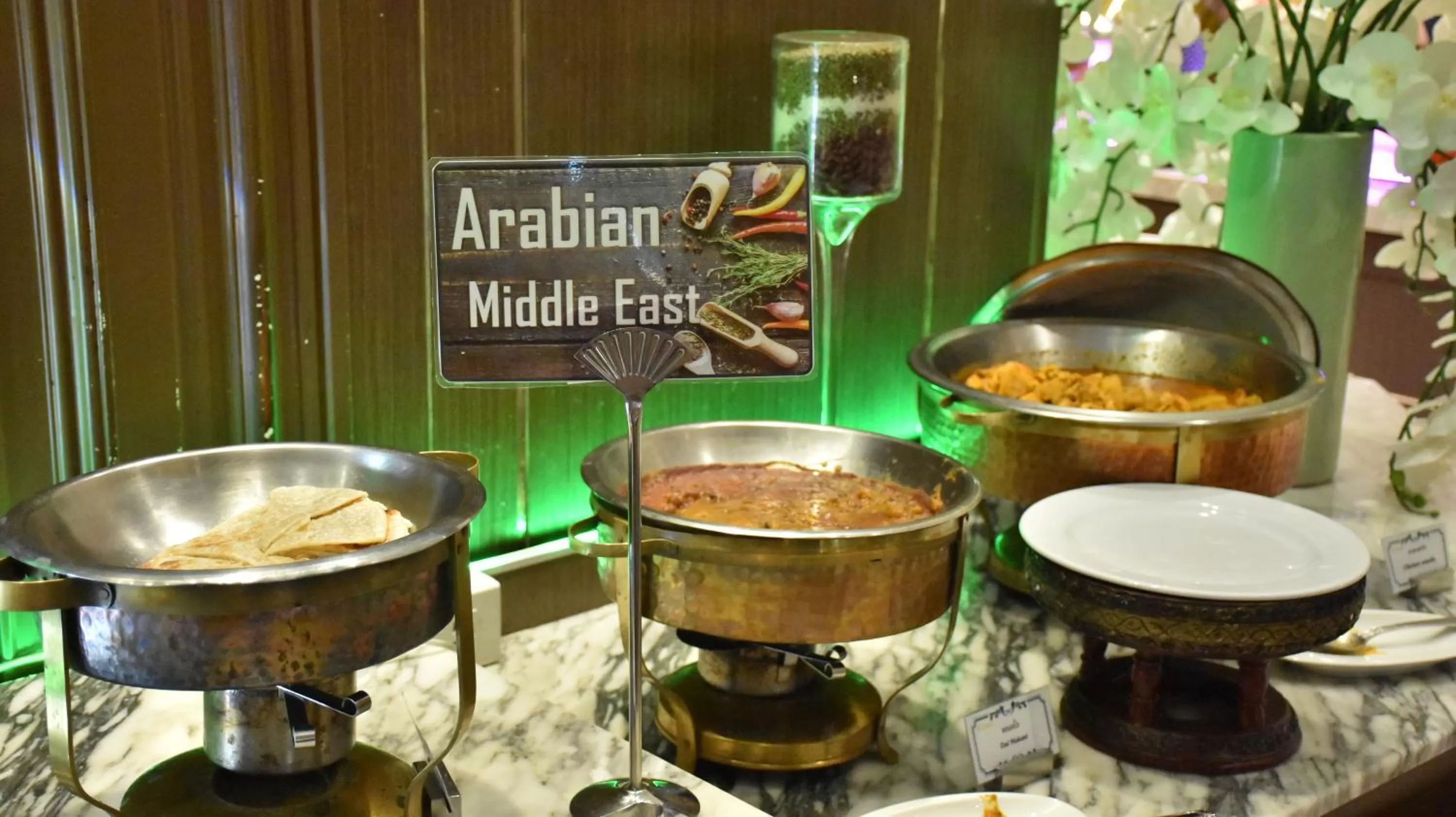 Food in Al Meroz Hotel Bangkok - The Leading Halal Hotel