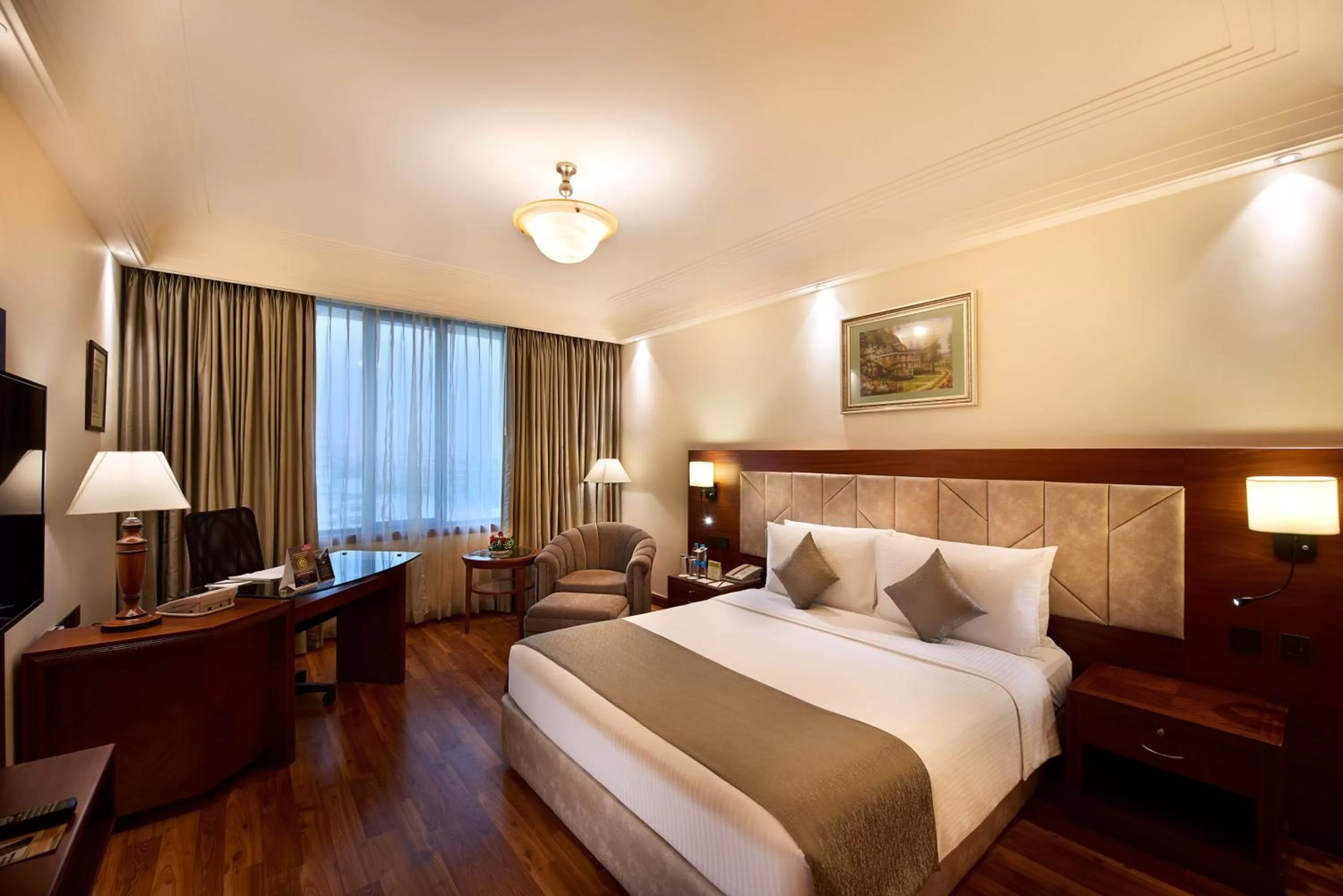 Photo of the whole room, Bed in The Accord Metropolitan