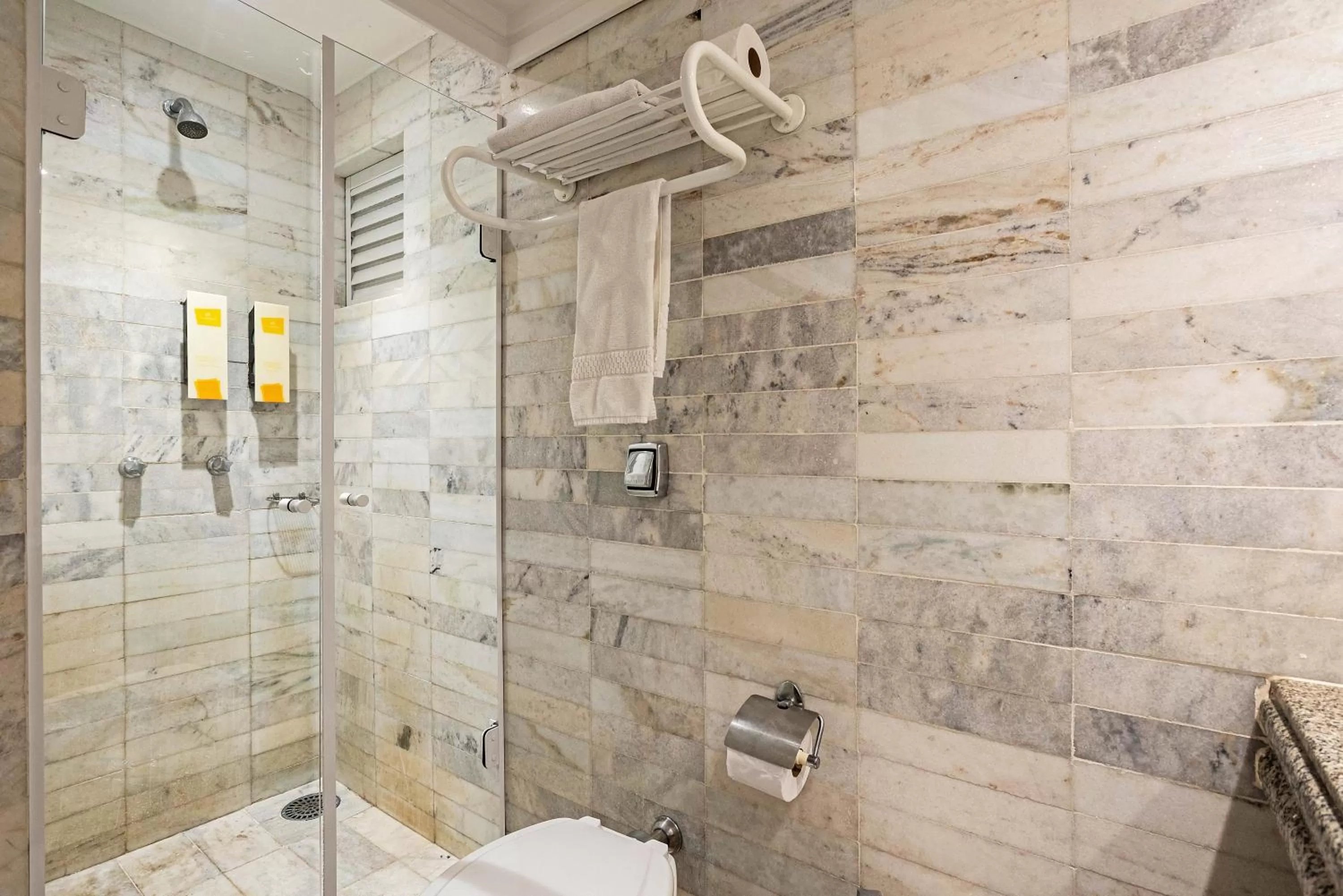 Bathroom in Rede Andrade Braz