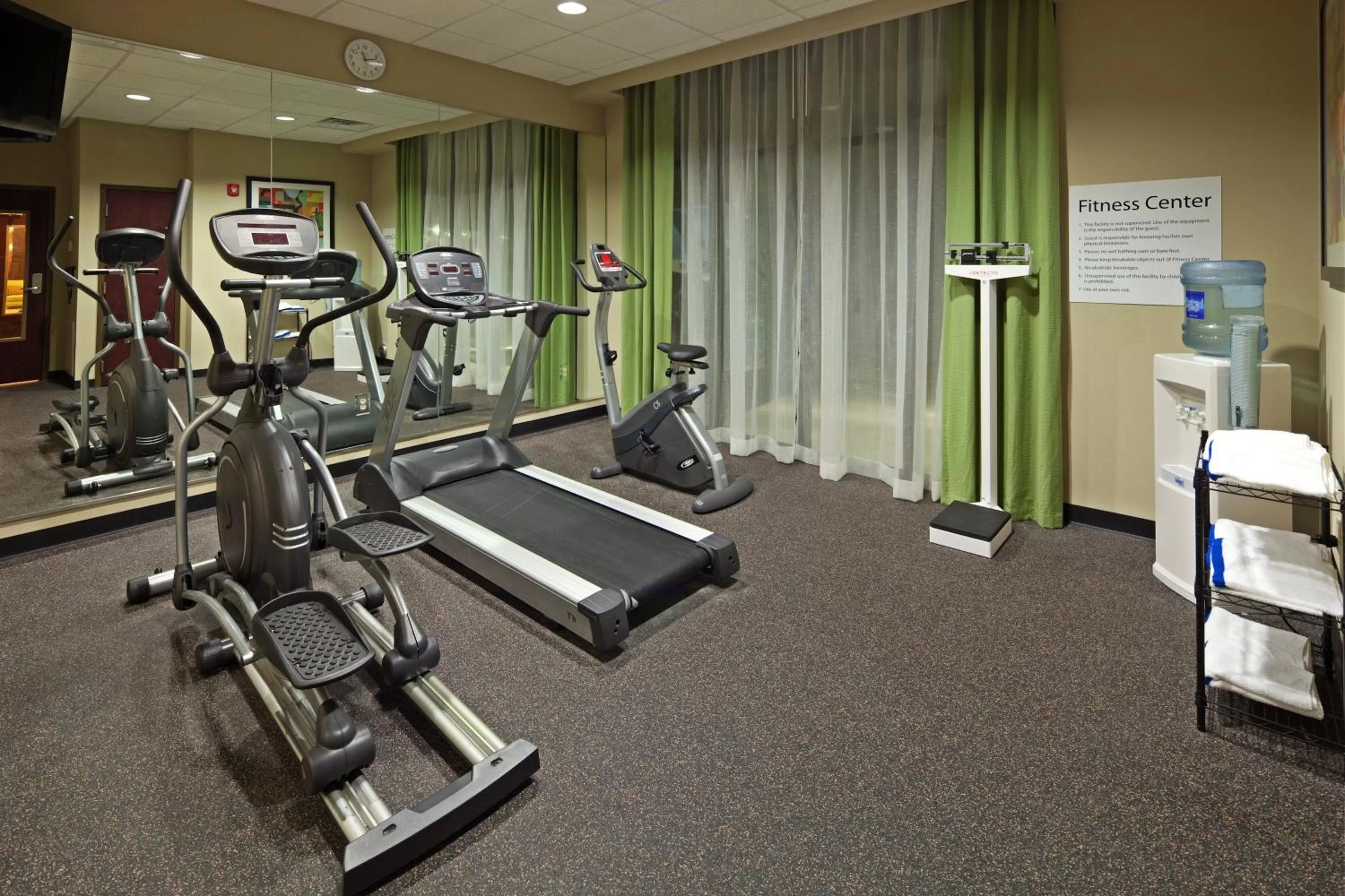 Fitness centre/facilities in Holiday Inn Mobile Airport by IHG
