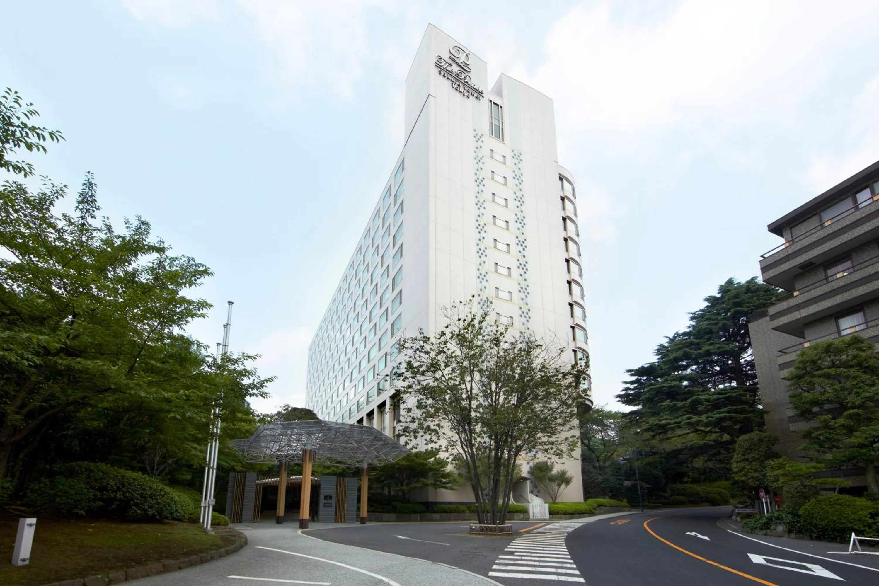 Facade/entrance in The Prince Sakura Tower Tokyo, Autograph Collection