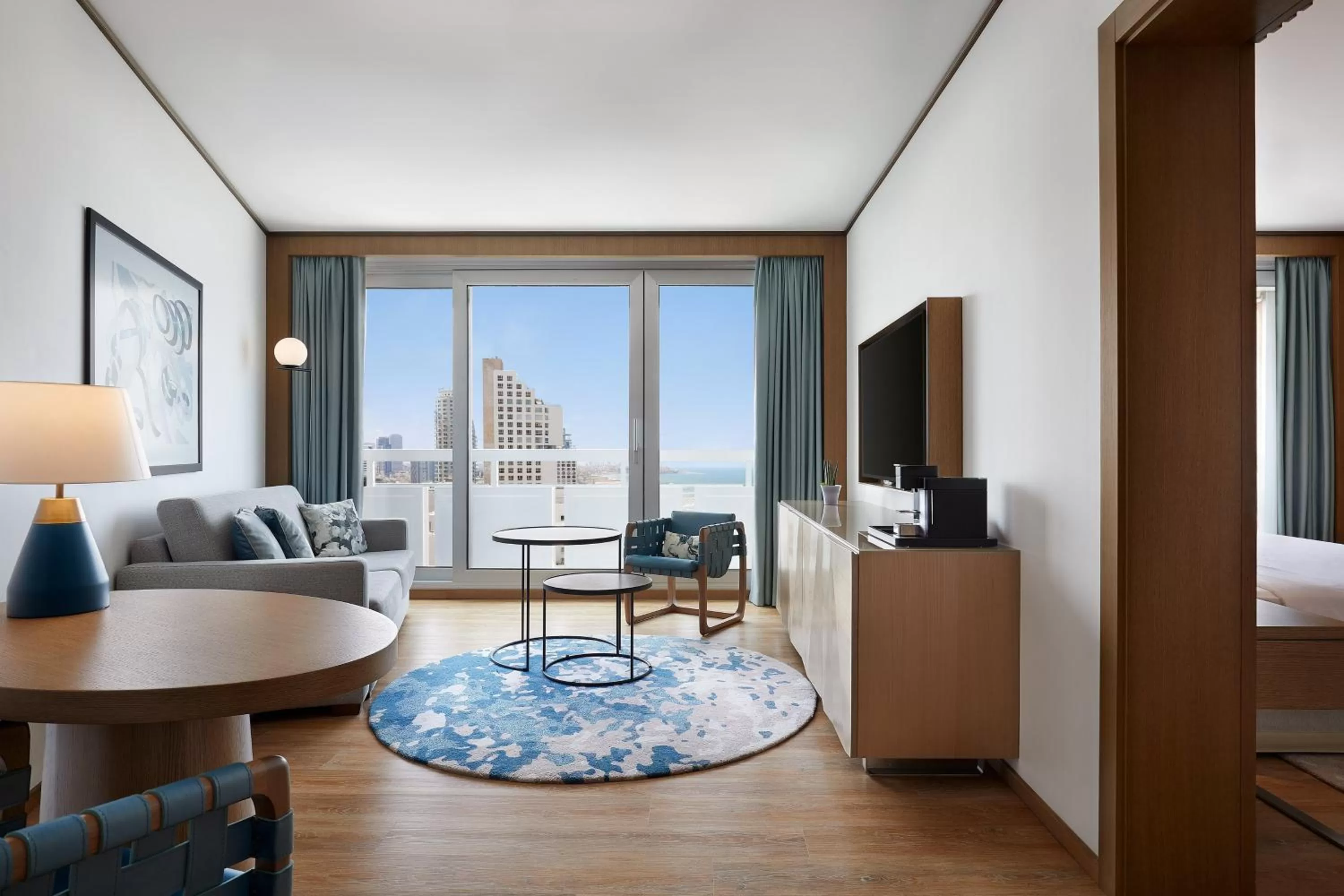 Living room, Bed in Sheraton Grand Tel Aviv